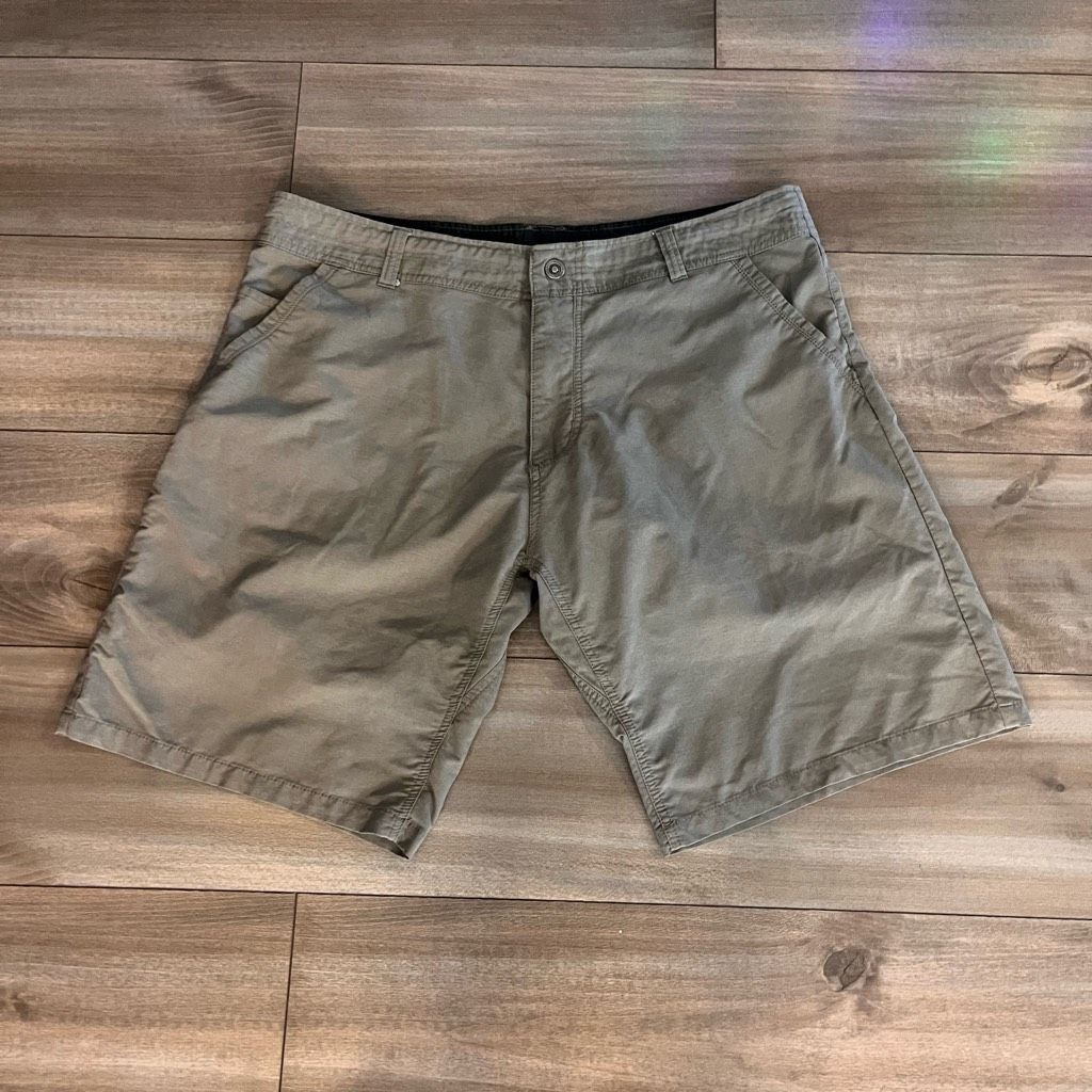 Kuhl Kuhl Dark Tan Athletic Cargo Shorts Men 40 Size US 40 / EU 56 - 1 Thumbnail