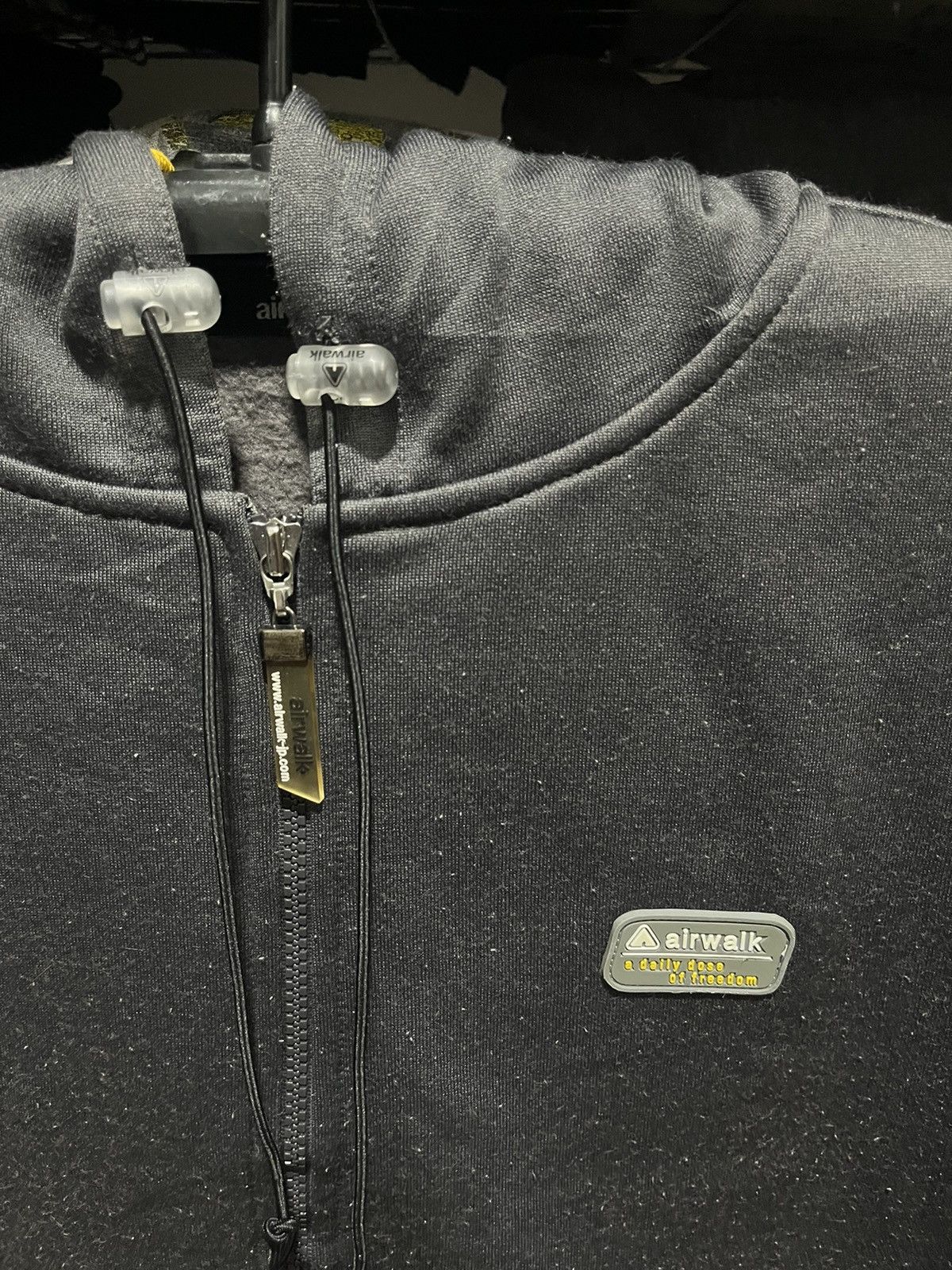 Airwalk Airwalk Skateboard Hoodie Jacket Rubber Logo Size US L / EU 52-54 / 3 - 3 Thumbnail