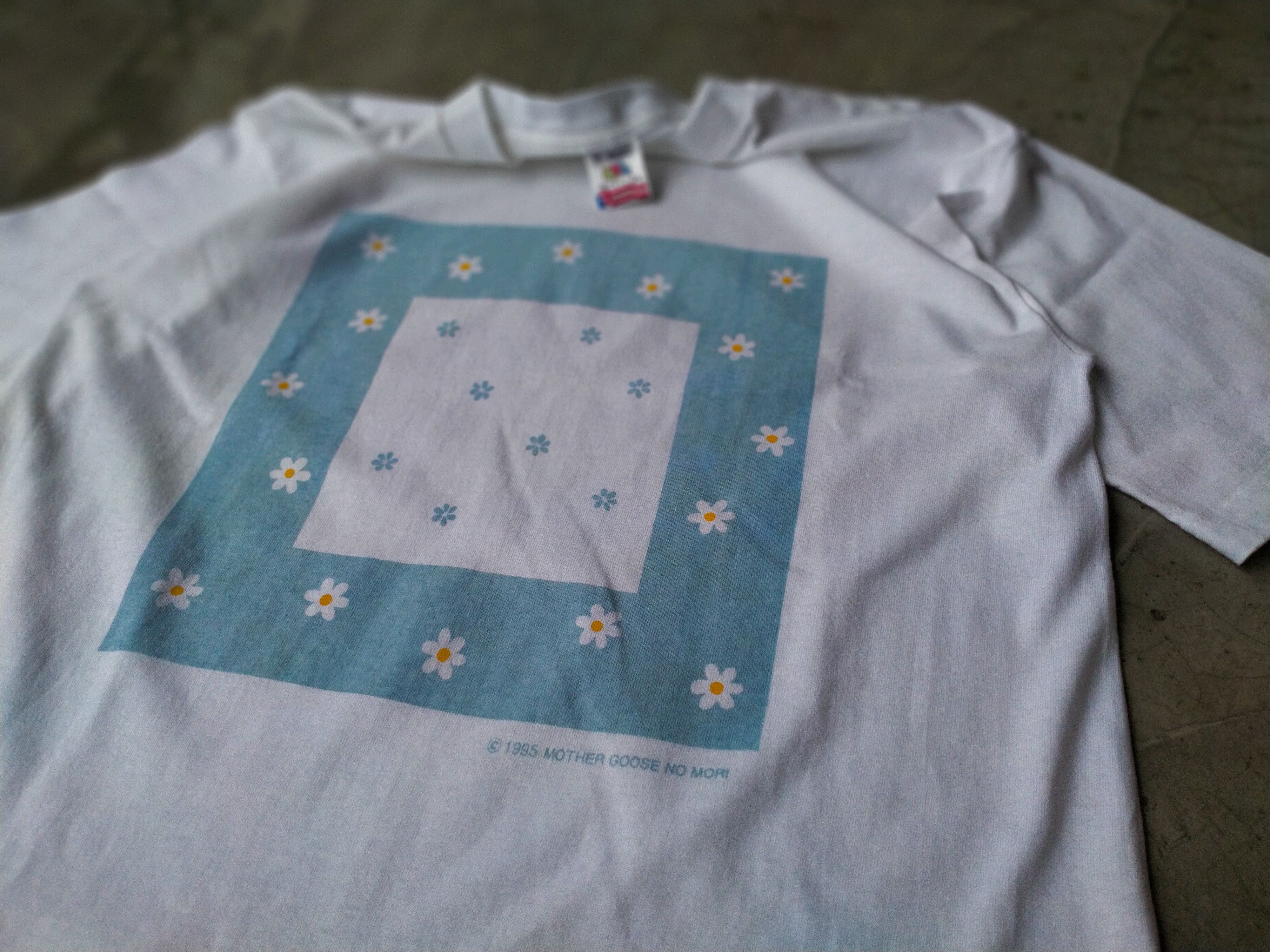 Fruit Of The Loom Vintage Art 90s Mother Goose No mori Size US M / EU 48-50 / 2 - 4 Thumbnail