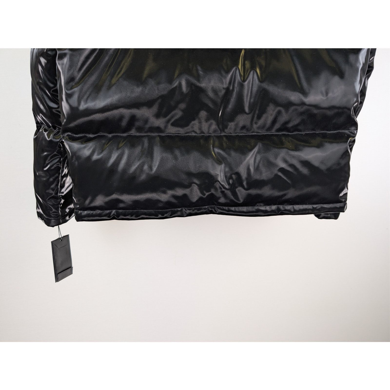 Saint Laurent Paris o1rshd1 CC20 Lacquered Down Puffer Jacket in black technical Size US M / EU 48-50 / 2 - 13 Thumbnail
