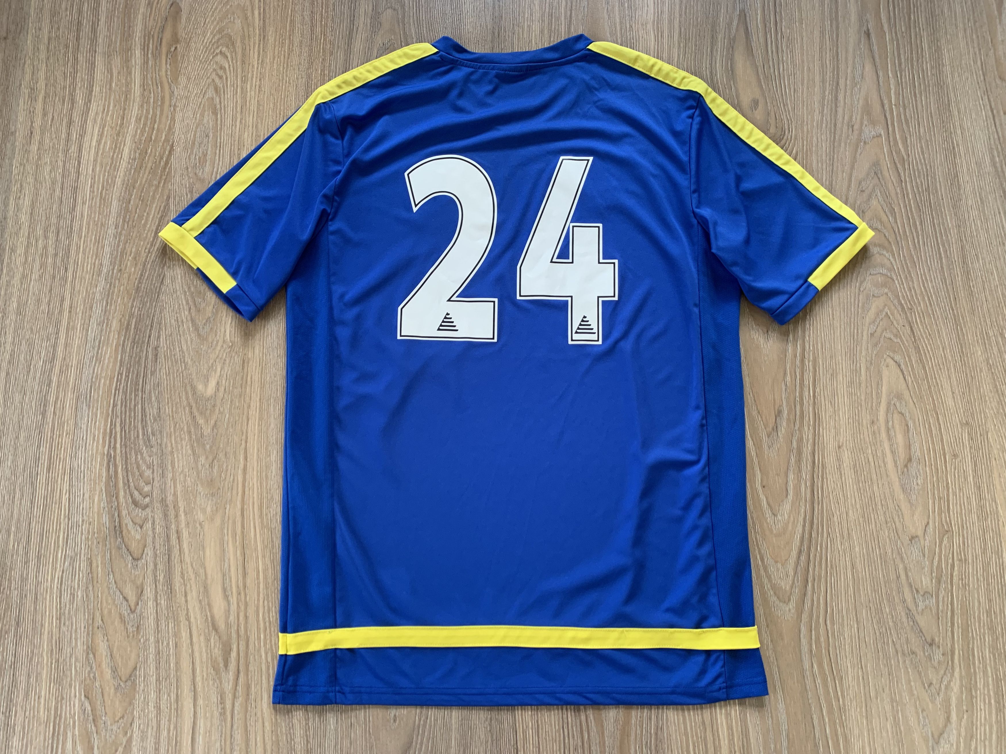 Sports Specialties Pendle Vintage Soccer Waltham Wolves Jersey Size US XL / EU 56 / 4 - 3 Thumbnail