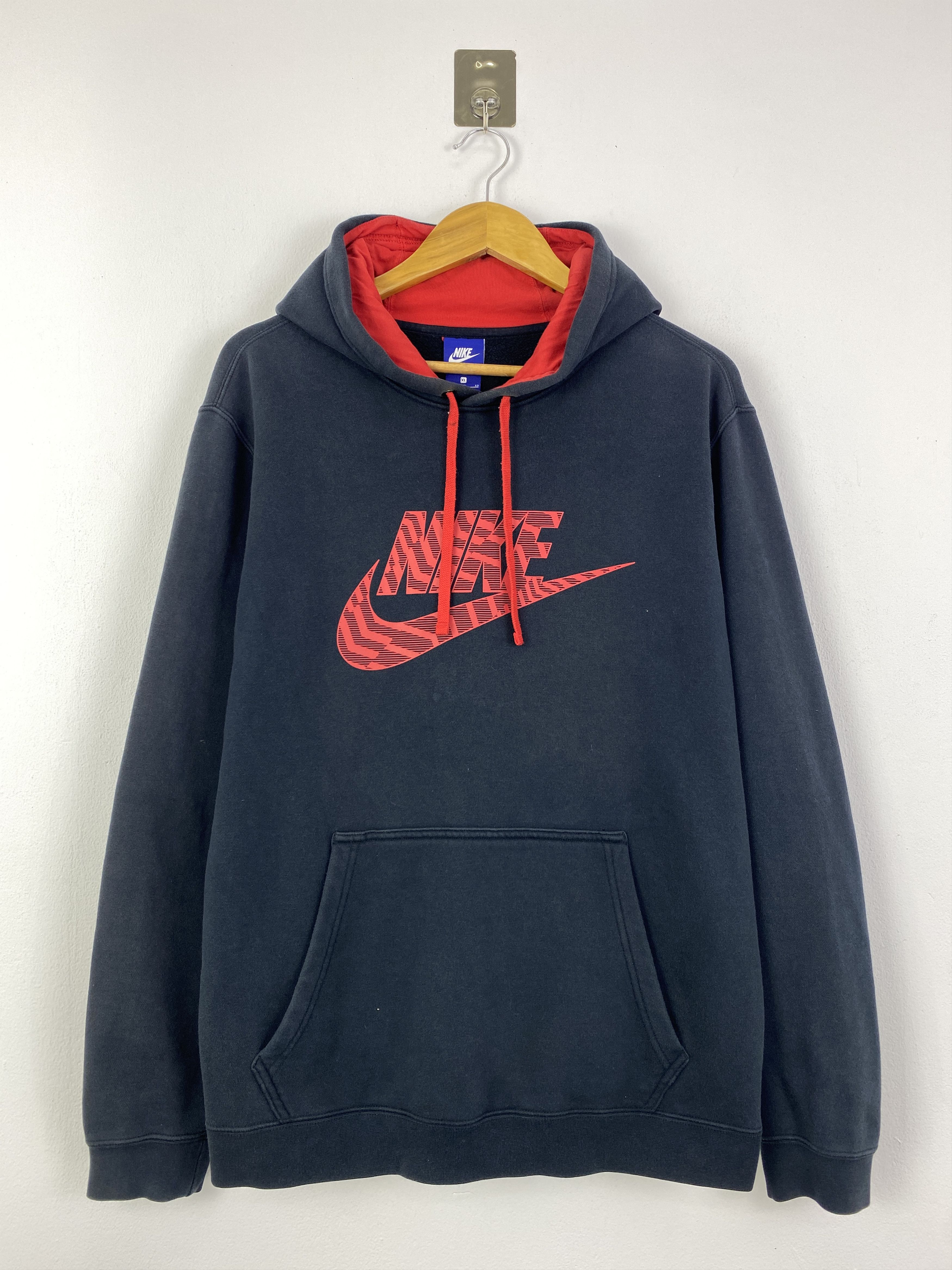 Nike Vintage Nike Central Logo Hoodie SH0121 Size US XL / EU 56 / 4 - 1 Thumbnail