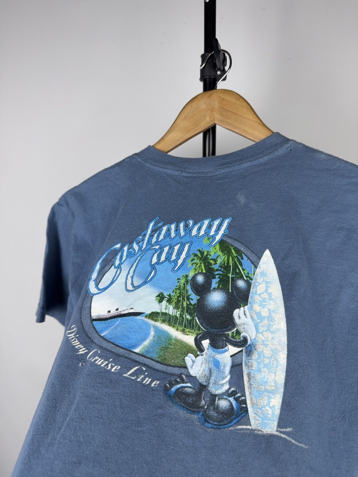 Disney Disney Castaway Cay Mickey Surf Y2K Cruise Tee Size US XS / EU 42 / 0 - 13 Thumbnail