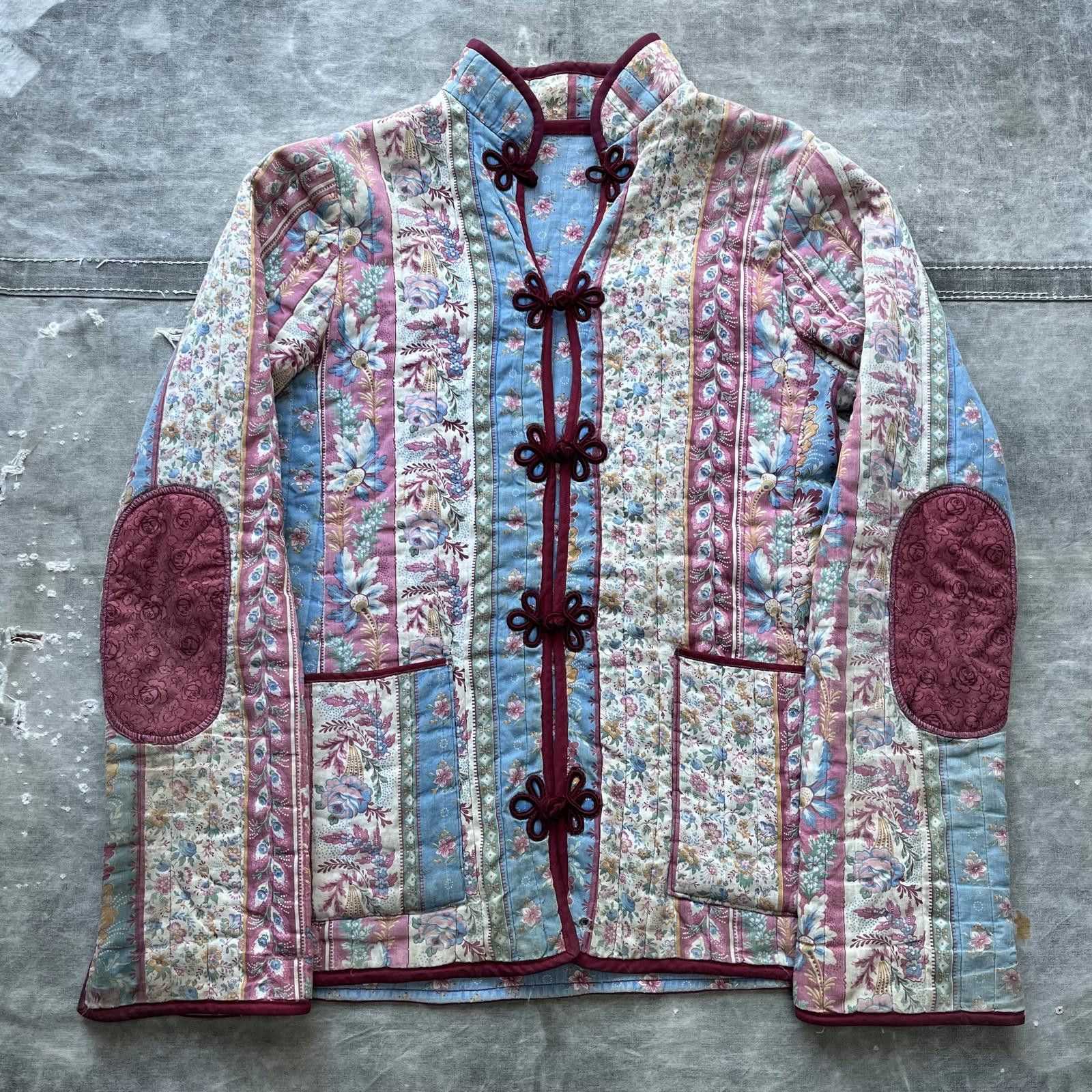 Vintage Vintage 1970s Handmade Floral Nature Quilt Jacket Size M / US 6-8 / IT 42-44 - 1 Thumbnail