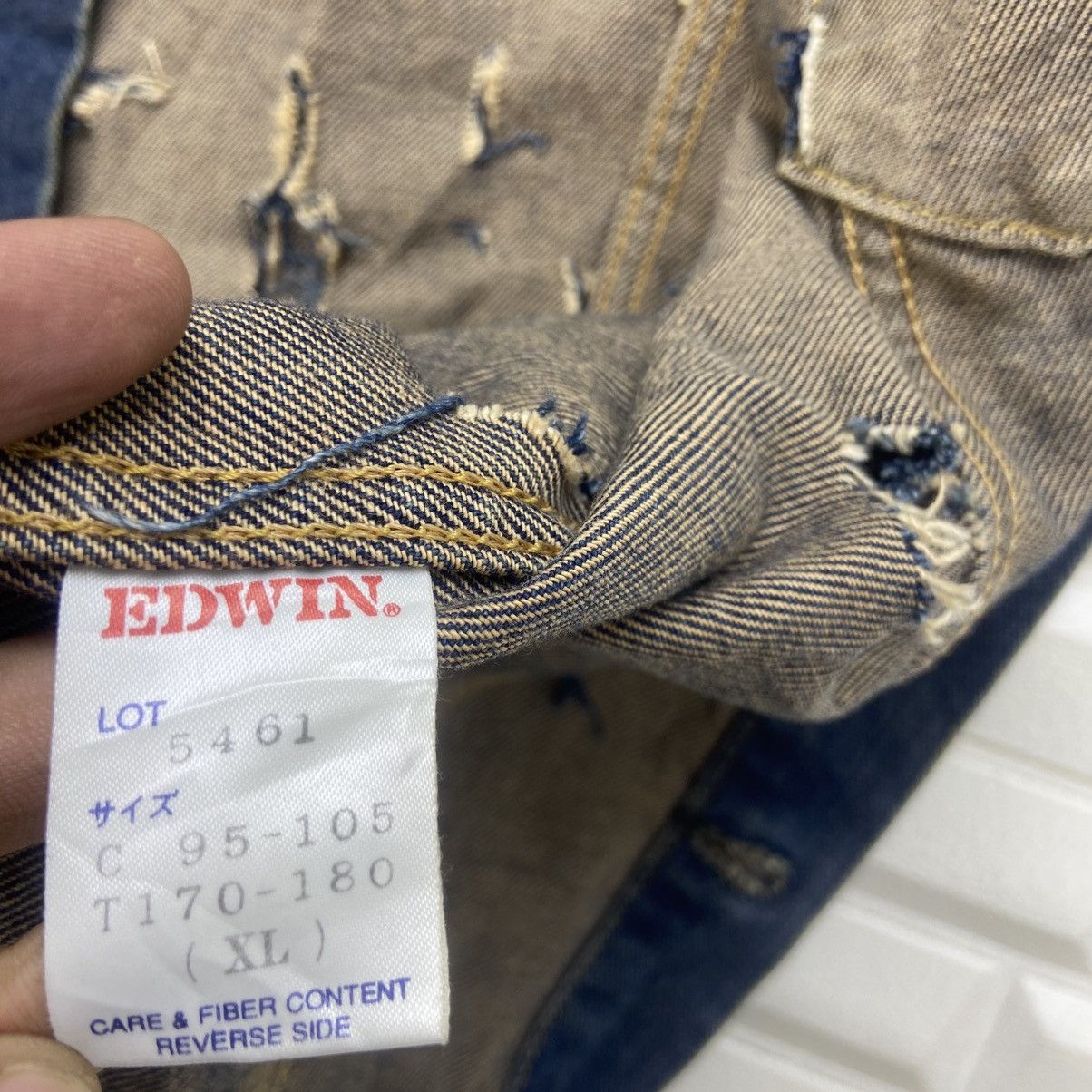 Edwin Vintage Edwin Trucker Sleeveless Distressed Denim Jacket Size US M / EU 48-50 / 2 - 22 Thumbnail