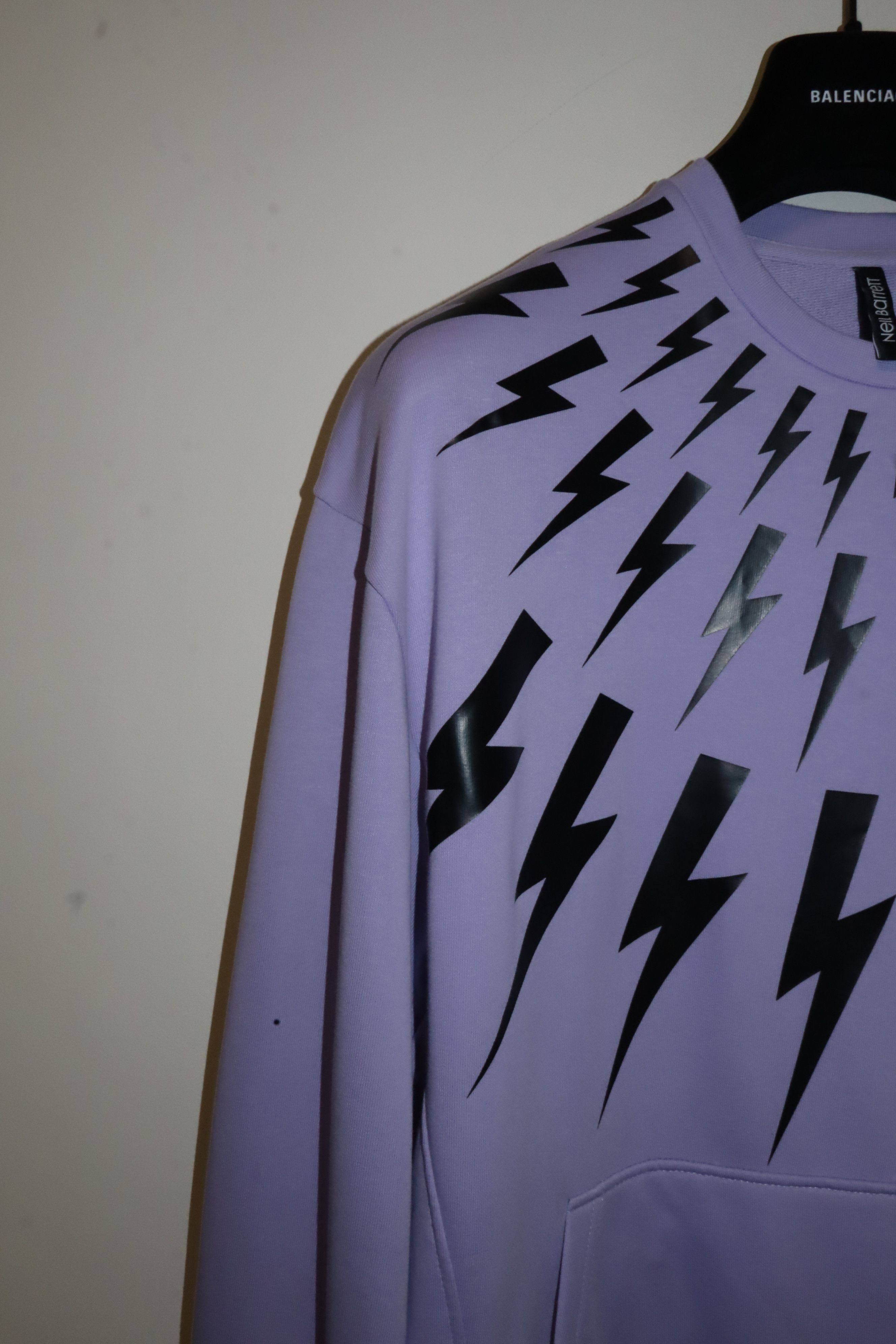Neil Barrett Neil Barrett bolt print sweatshirt Size US L / EU 52-54 / 3 - 5 Thumbnail