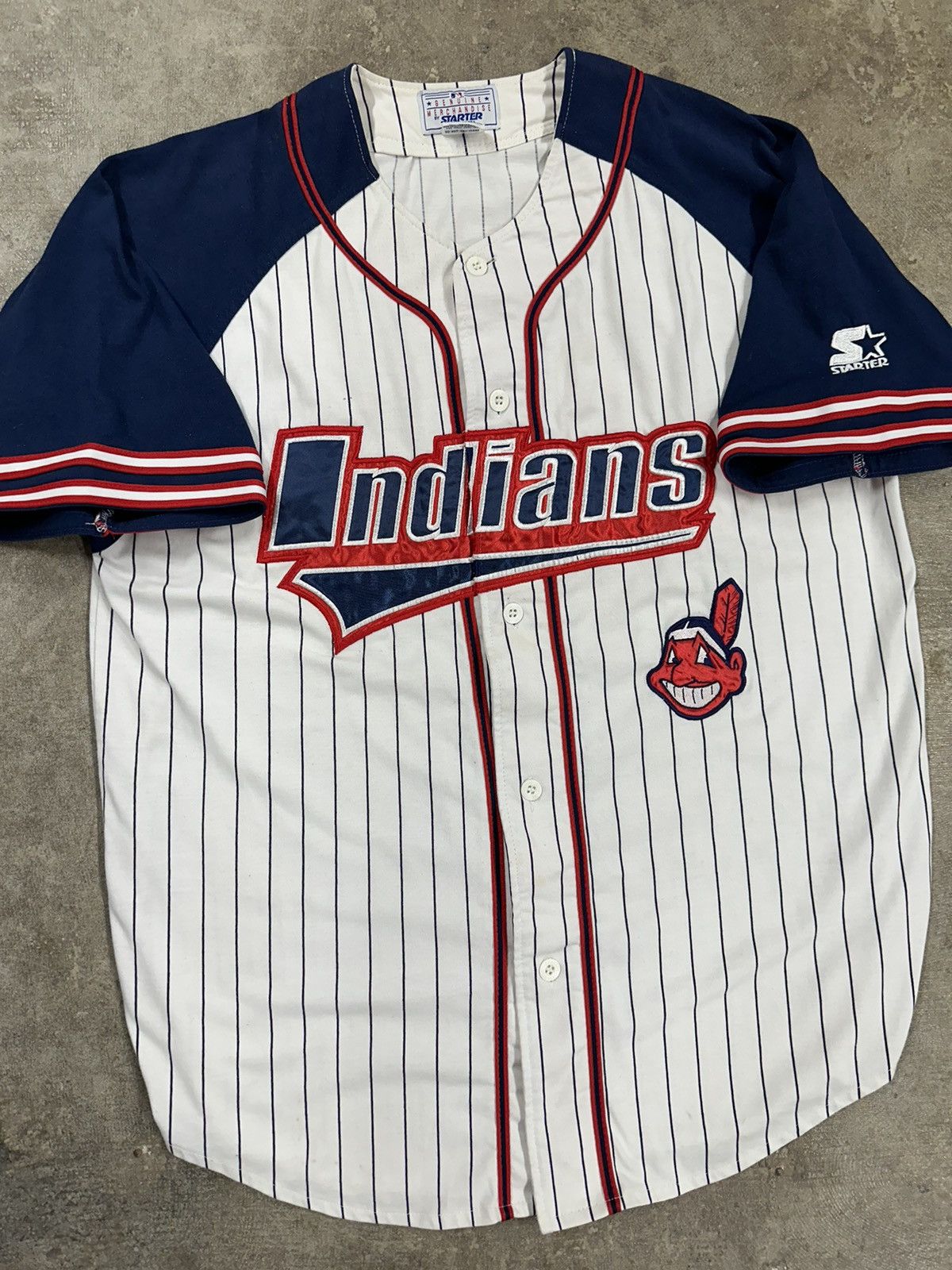 Starter Vintage 90s Starter Cleveland Indians Pinstripe MLB Jersey Size US L / EU 52-54 / 3 - 3 Thumbnail
