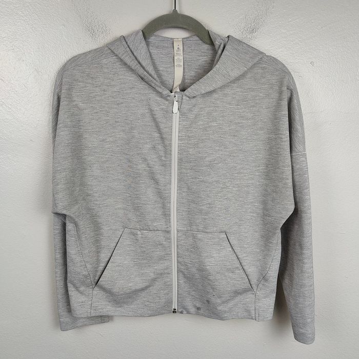 Lululemon best sale minimal hoodie