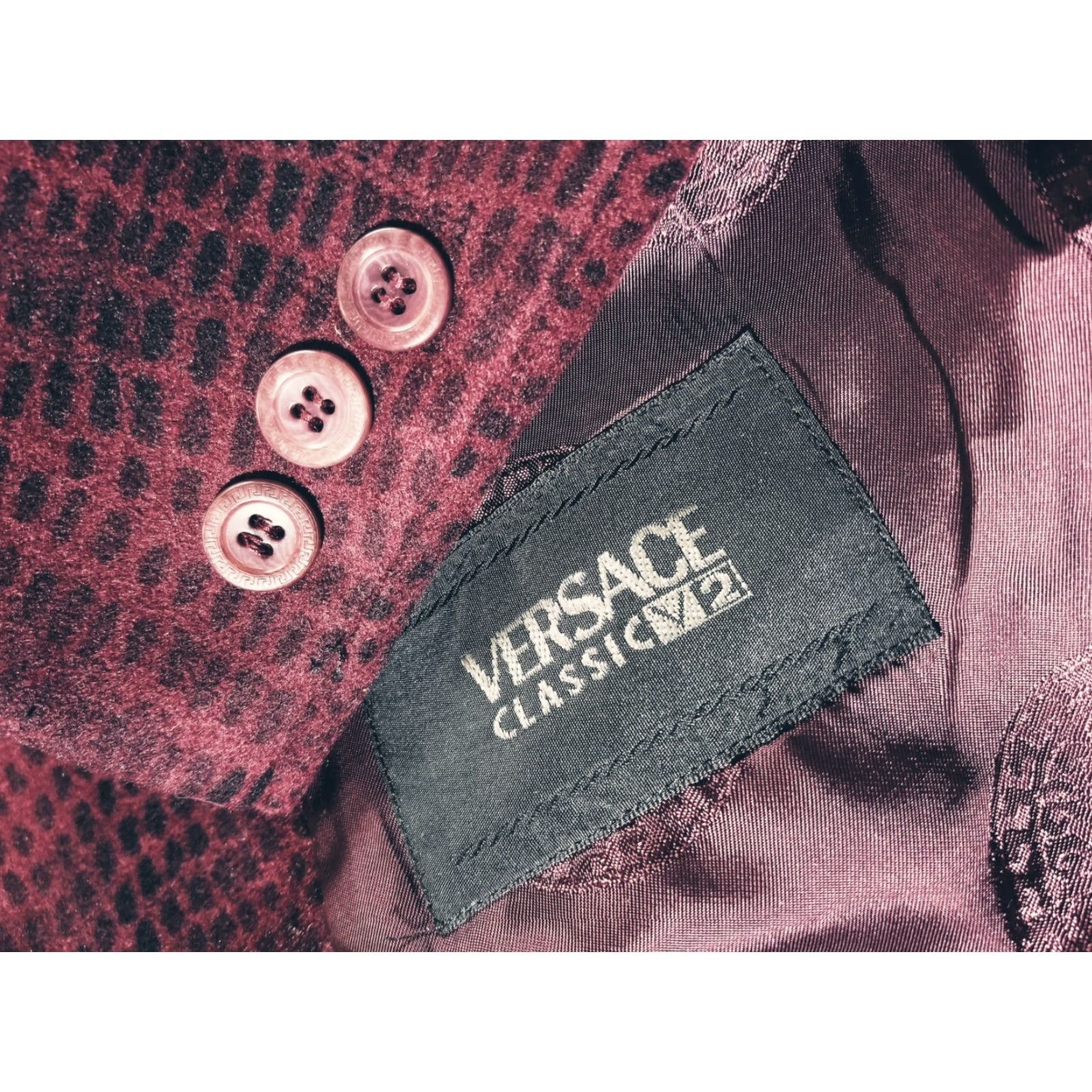 Versace VINTAGE Versace Sport Coat Blazer 40R Men Wool Tweed Red Black Python Print Notch Lapel 4-Button Four-Button Double-Vented Regular Size 40R - 2 Thumbnail