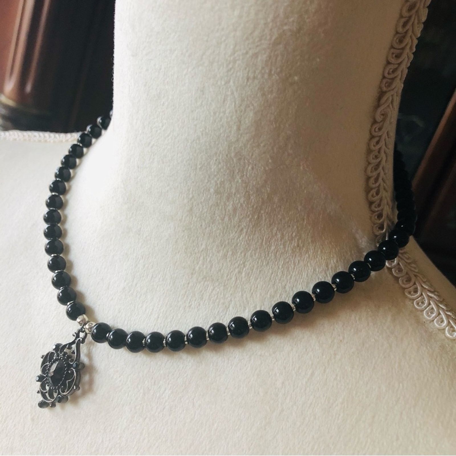 Handmade Handcrafted repurpose black glass crystal Pearl necklace Size ONE SIZE - 4 Thumbnail