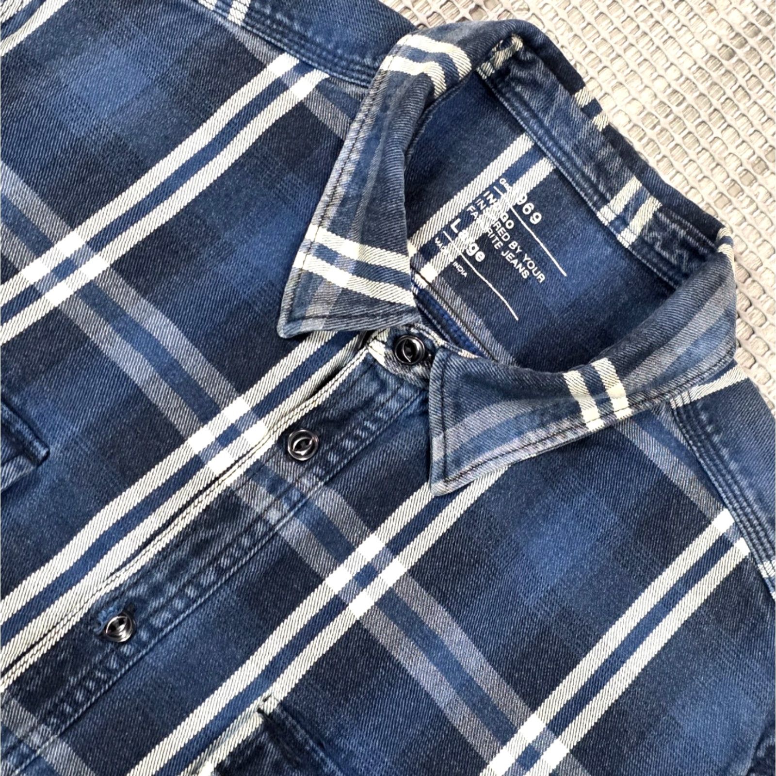 Gap Gap 1969 Denim Indigo WorkShirt Men L Plaid Blue Pockets Long Sleeve Button Up Size US L / EU 52-54 / 3 - 4 Thumbnail