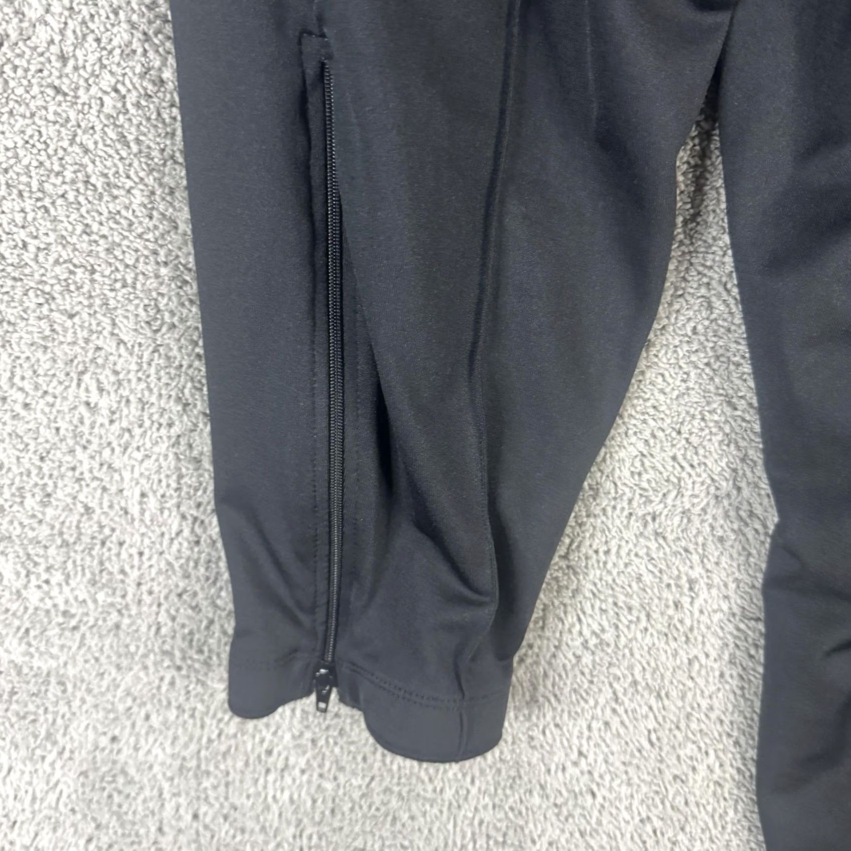 Asics ASICS Track Pants Mens L Black Knit Zip Ankle Tapered Joggers Athletic Pants Size US 33 - 5 Thumbnail