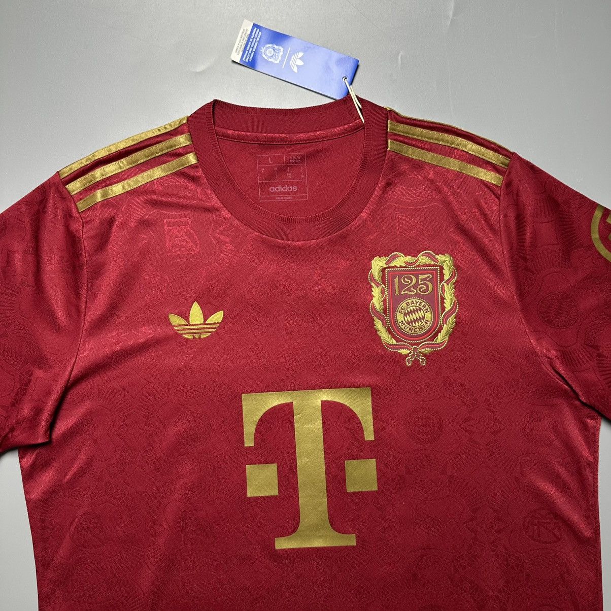 Vintage BAYERN ADIDAS 2024/2025 125TH ANNIVERSARY JERSEY #97 KARL Size US L / EU 52-54 / 3 - 4 Thumbnail
