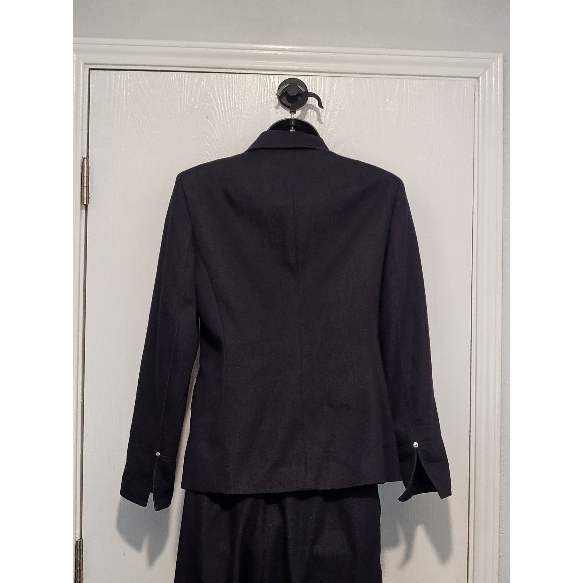 Kasper Vintage Kasper Pant Suit Women Sz 6 Black 3 Button Designer Size 28" / US 6 / IT 42 - 5 Thumbnail
