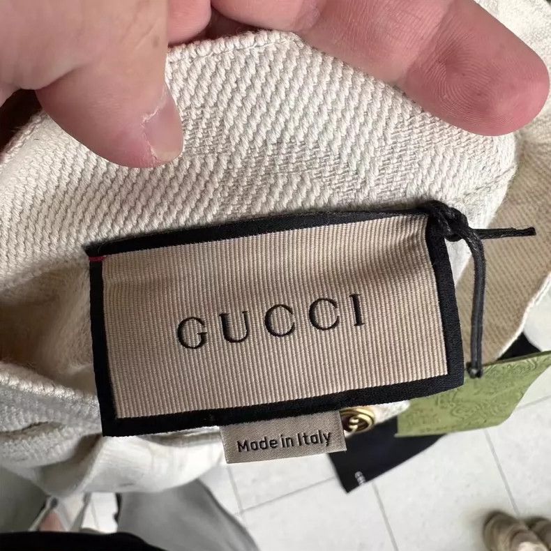Gucci Gucci New white full-print metal logo shorts 2504-Nextarrow Size 25" / US 0 / IT 36 - 3 Thumbnail