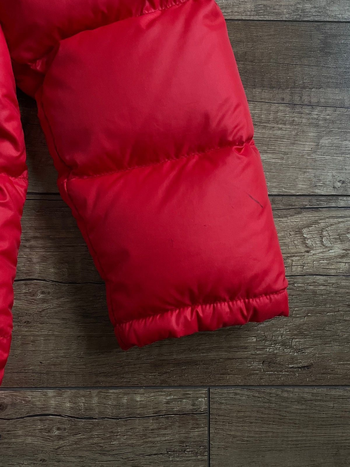 Moncler Vintage Moncler Grenoble Red Down Hooded Puffer Jacket Size L / US 10 / IT 46 - 13 Thumbnail