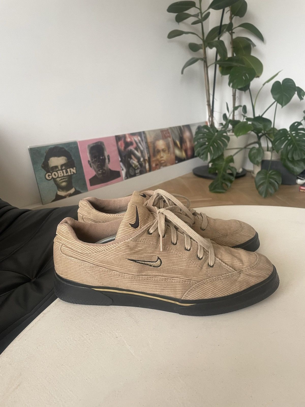 image of 90's Vintage Nike Gts Challenge Court Trainers Corduroy Shoes in Beige, Men's (Size 12)