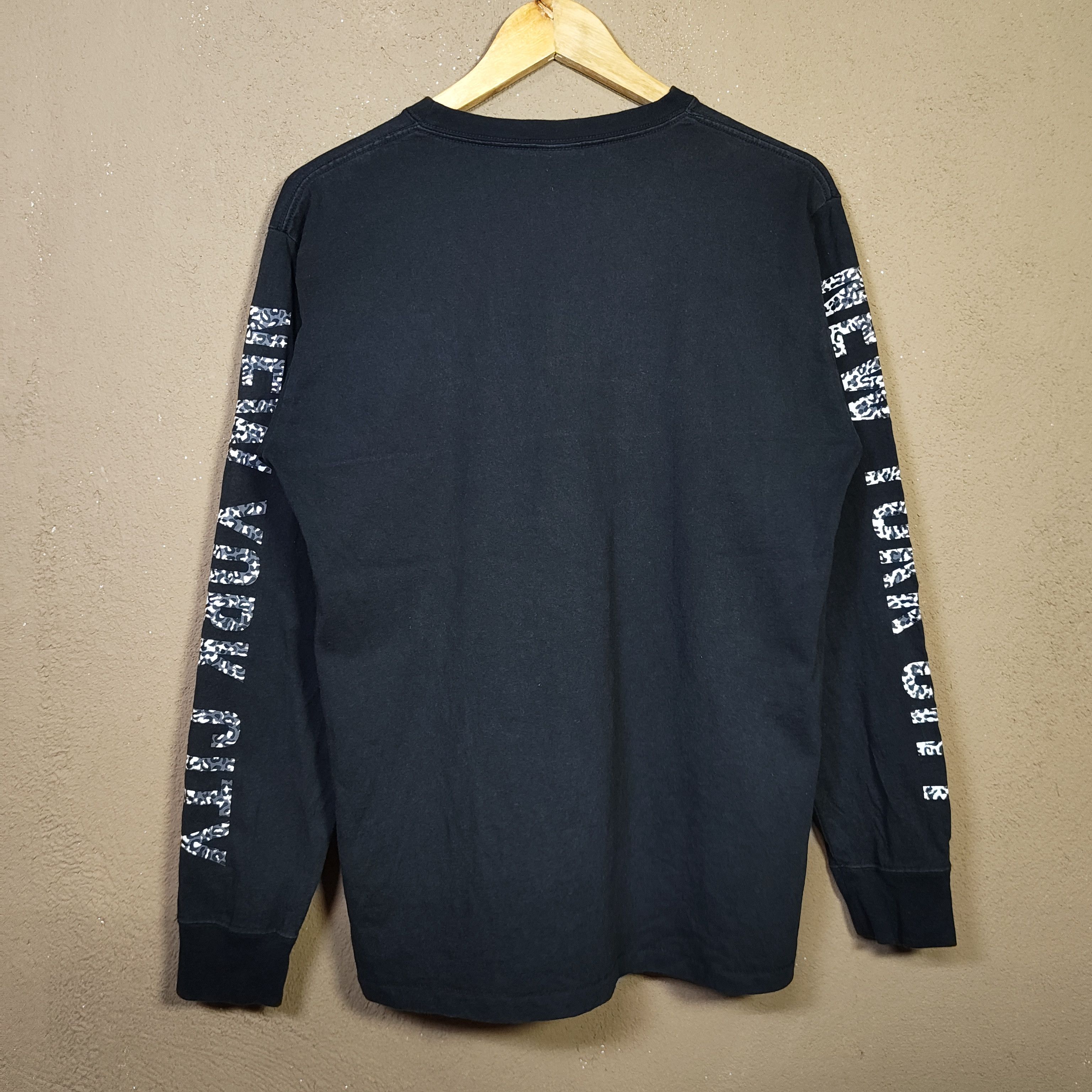 Schott SCHOTT Big Logo Leopard Print Long Sleeve Tshirt Size US M / EU 48-50 / 2 - 2 Thumbnail