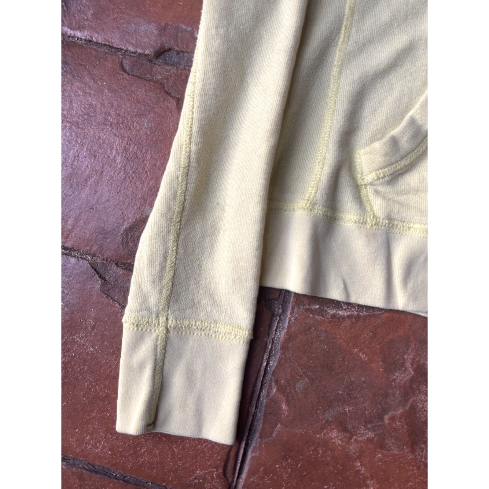 Abercrombie & Fitch VINTAGE Abercrombie & Fitch Zip Up Hoodie Sweatshirt Women’s Large Yellow Size L / US 10 / IT 46 - 7 Thumbnail