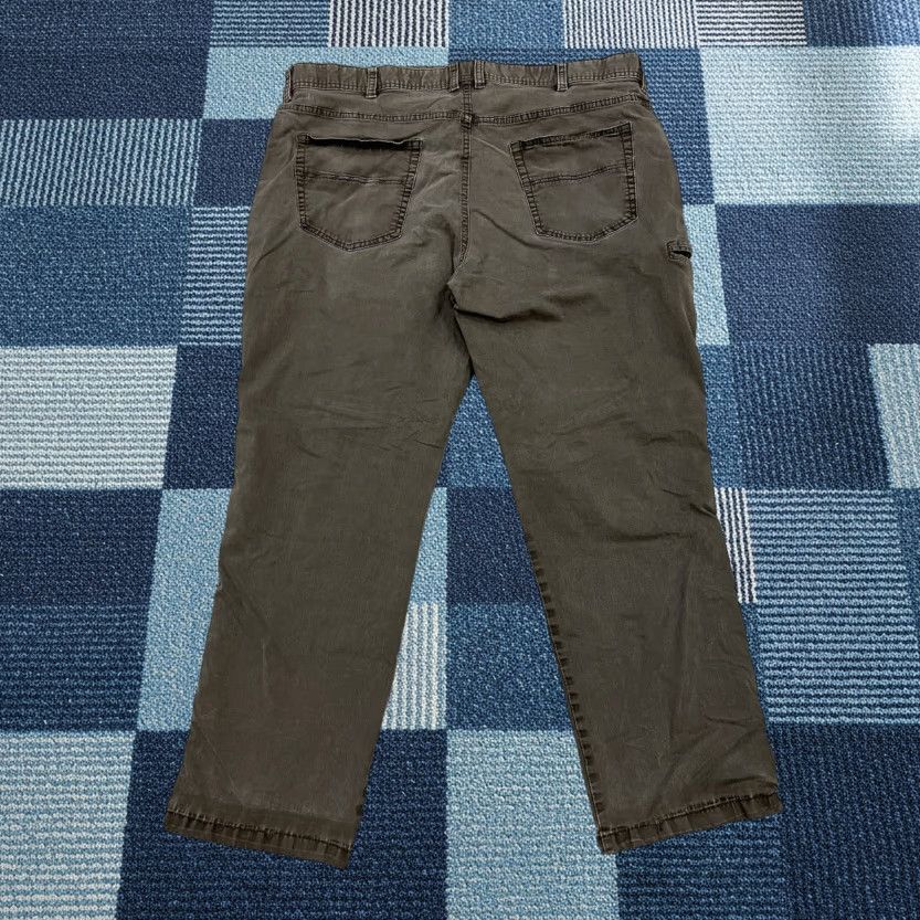 Weatherproof VINTAGE Weatherproof Mens 40X30 Pants Straight Leg Chino Dark Olive Green Cotton Blend Stretch casual Workwear Size US 40 / EU 56 - 1 Thumbnail