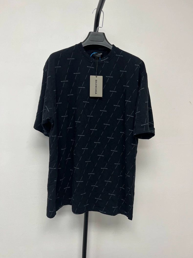 Balenciaga Balenciaga Logo Print Short Sleeve Tee - dmc Size US S / EU 44-46 / 1 - 1 Thumbnail