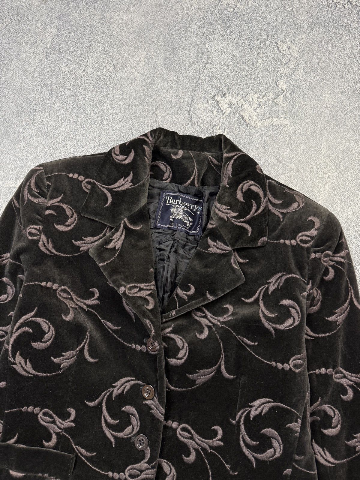 Burberry Vintage Burberry jacket Flowers Size M / US 6-8 / IT 42-44 - 3 Thumbnail