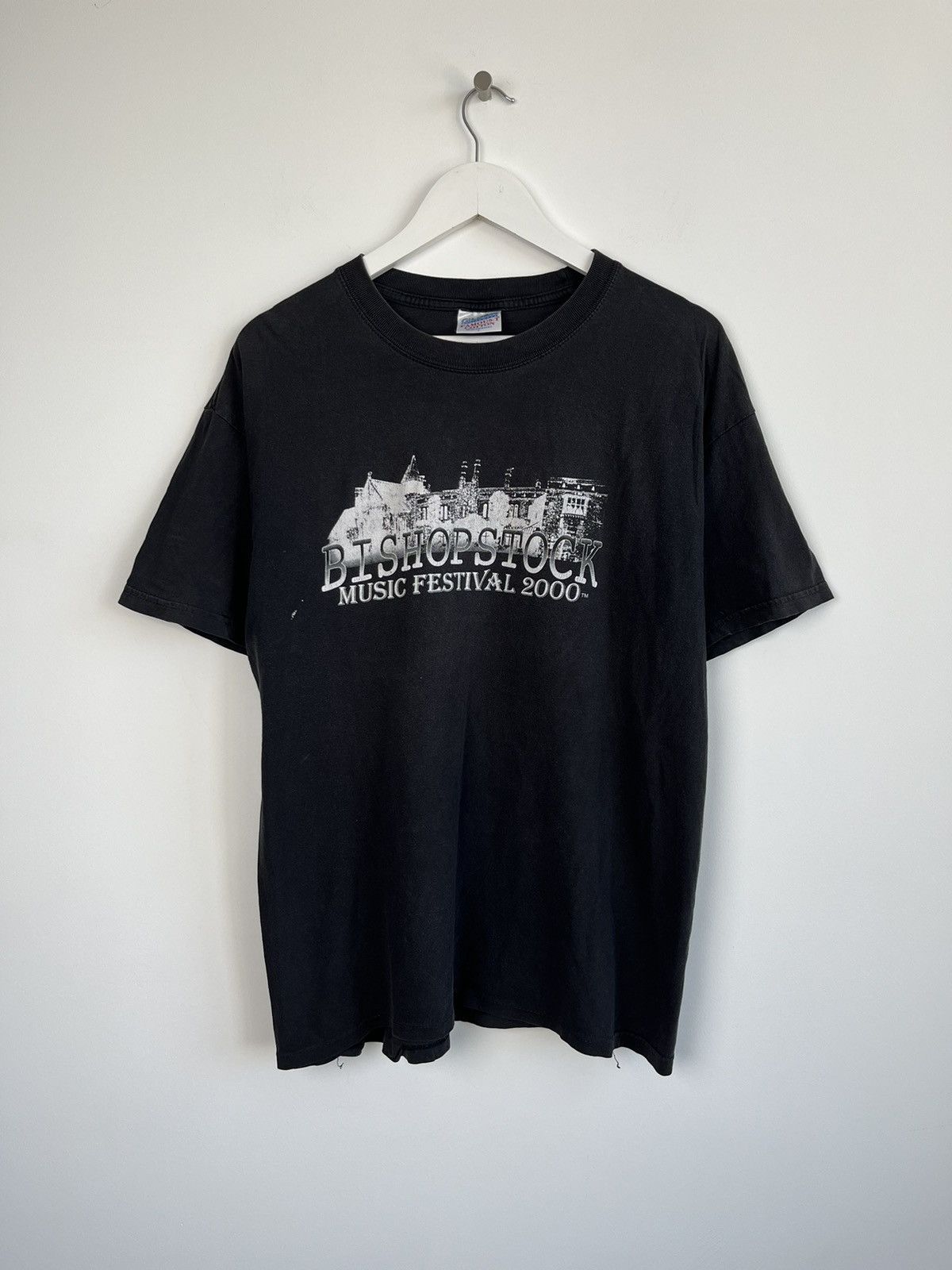 Vintage Vintage Bishopstock Music Festival Gildan Sunfaded Tee Size US L / EU 52-54 / 3 - 1 Thumbnail