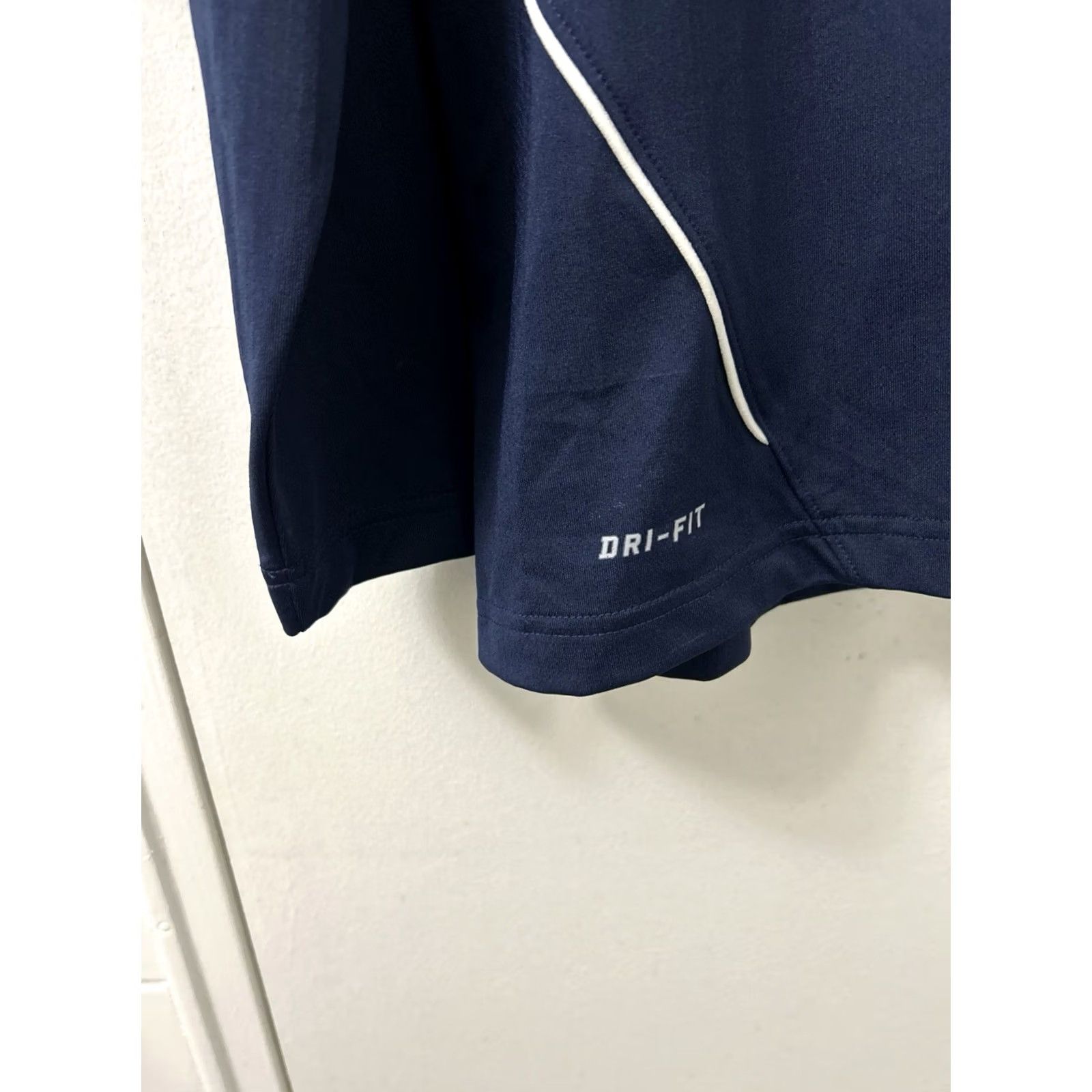 Nike Nike Dri-FIT Elite Long Sleeve Polo Mens S Navy Connecticut UConn 1/4 Zip NWT Size US S / EU 44-46 / 1 - 5 Thumbnail