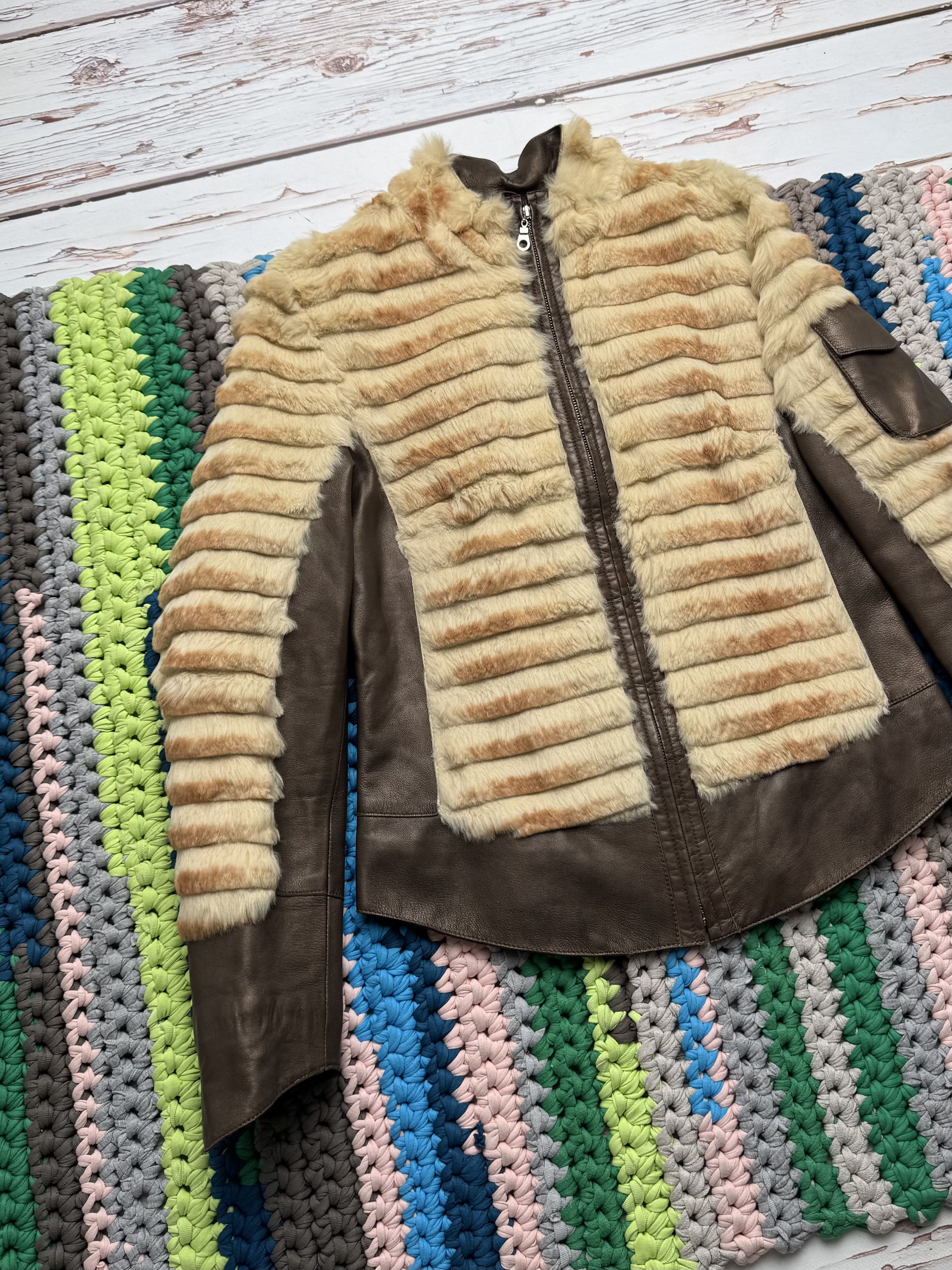 Japanese Brand 90's Cropped Leather Jacket With Real Fur (V2)(D15)(D10) Size S / US 4 / IT 40 - 2 Thumbnail