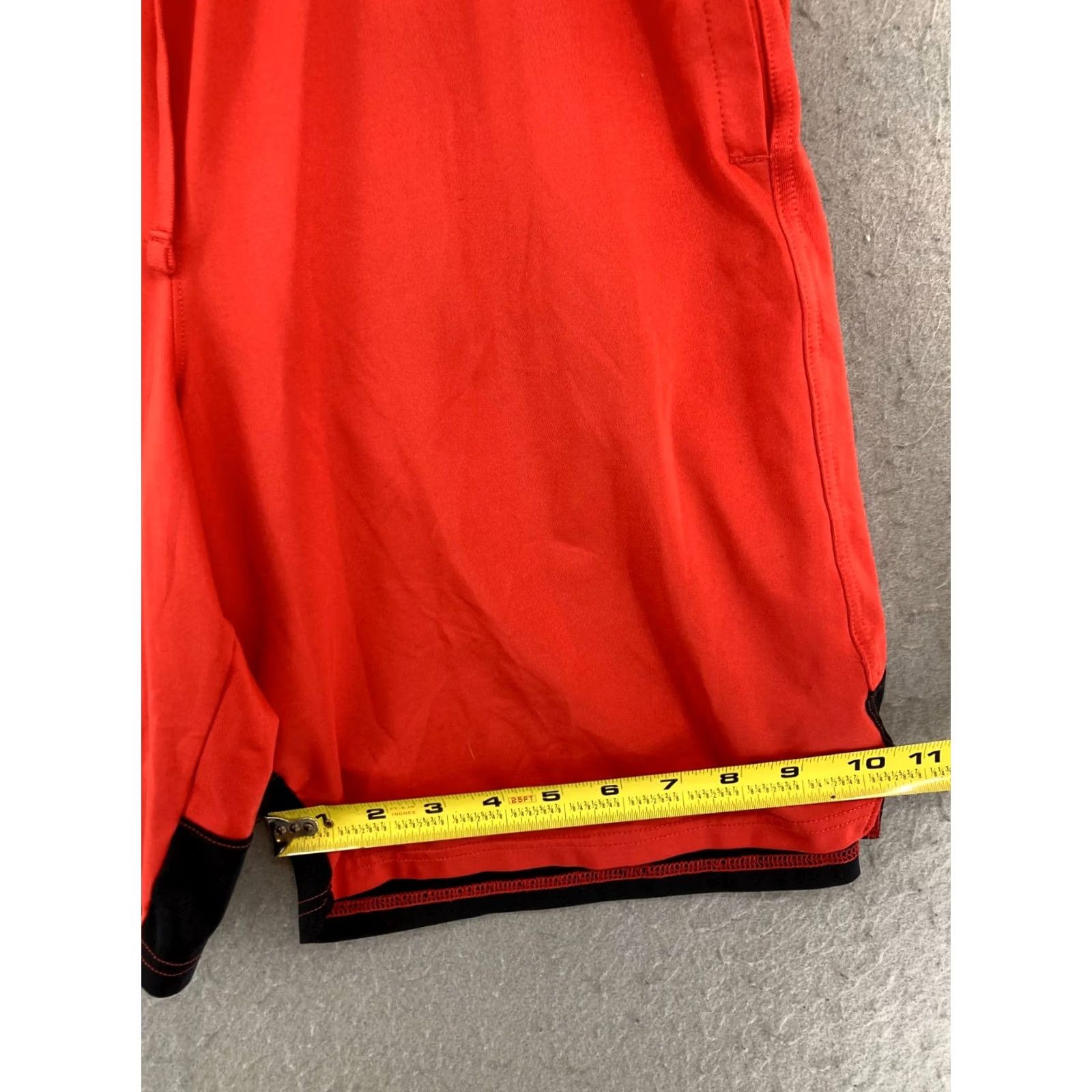 Under Armour Under Armour Mens Basketball Shorts L Red Heatgear Athletic Relaxed Open Drawstring Pockets 7in Inseam Polyester Blend Sport Casual Size US 33 - 5 Thumbnail