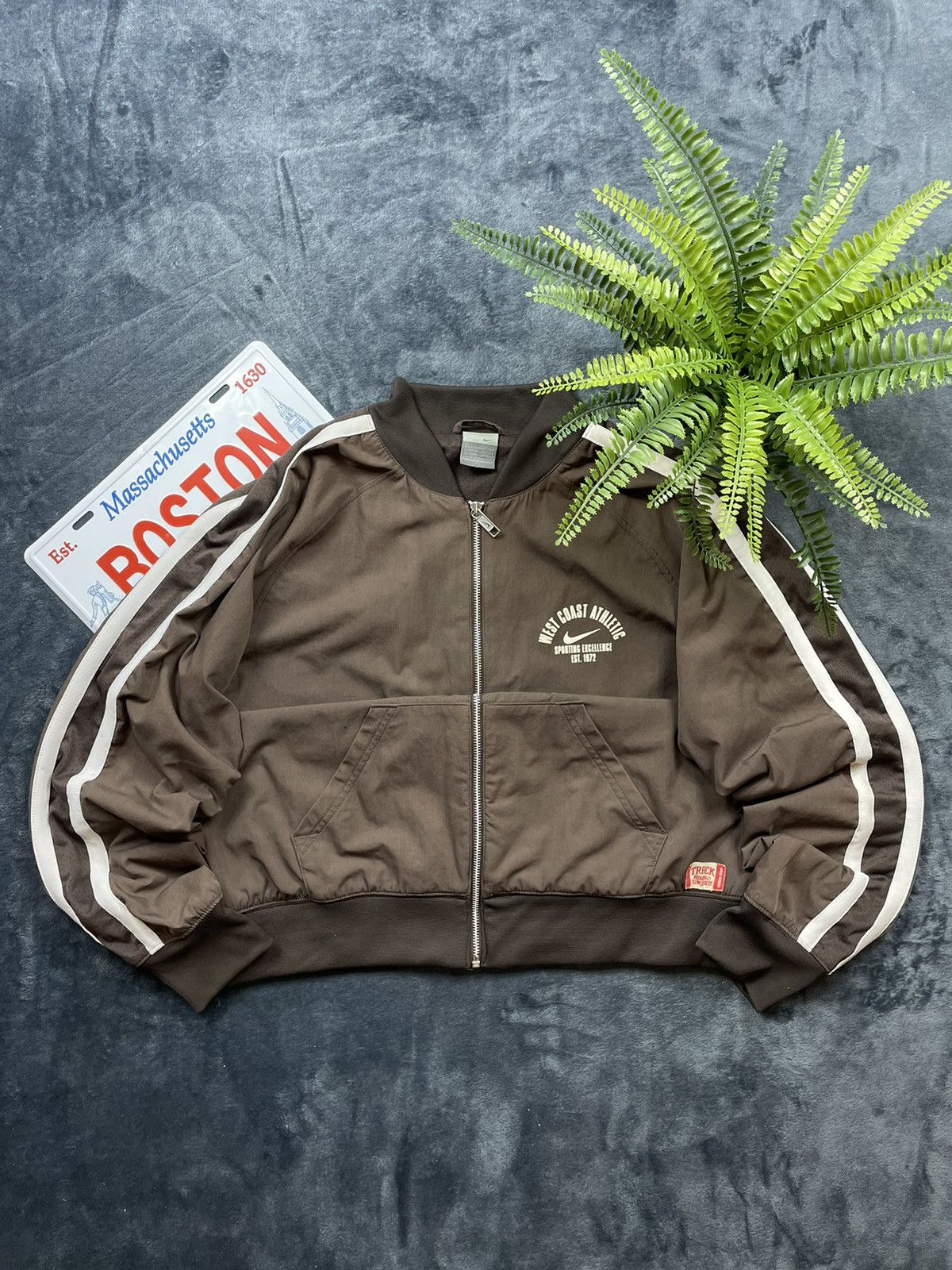 image of Nike Retro Oregon West Coast Athletics Y2K 90’S Jacket in Brown, Men's (Size Medium)
