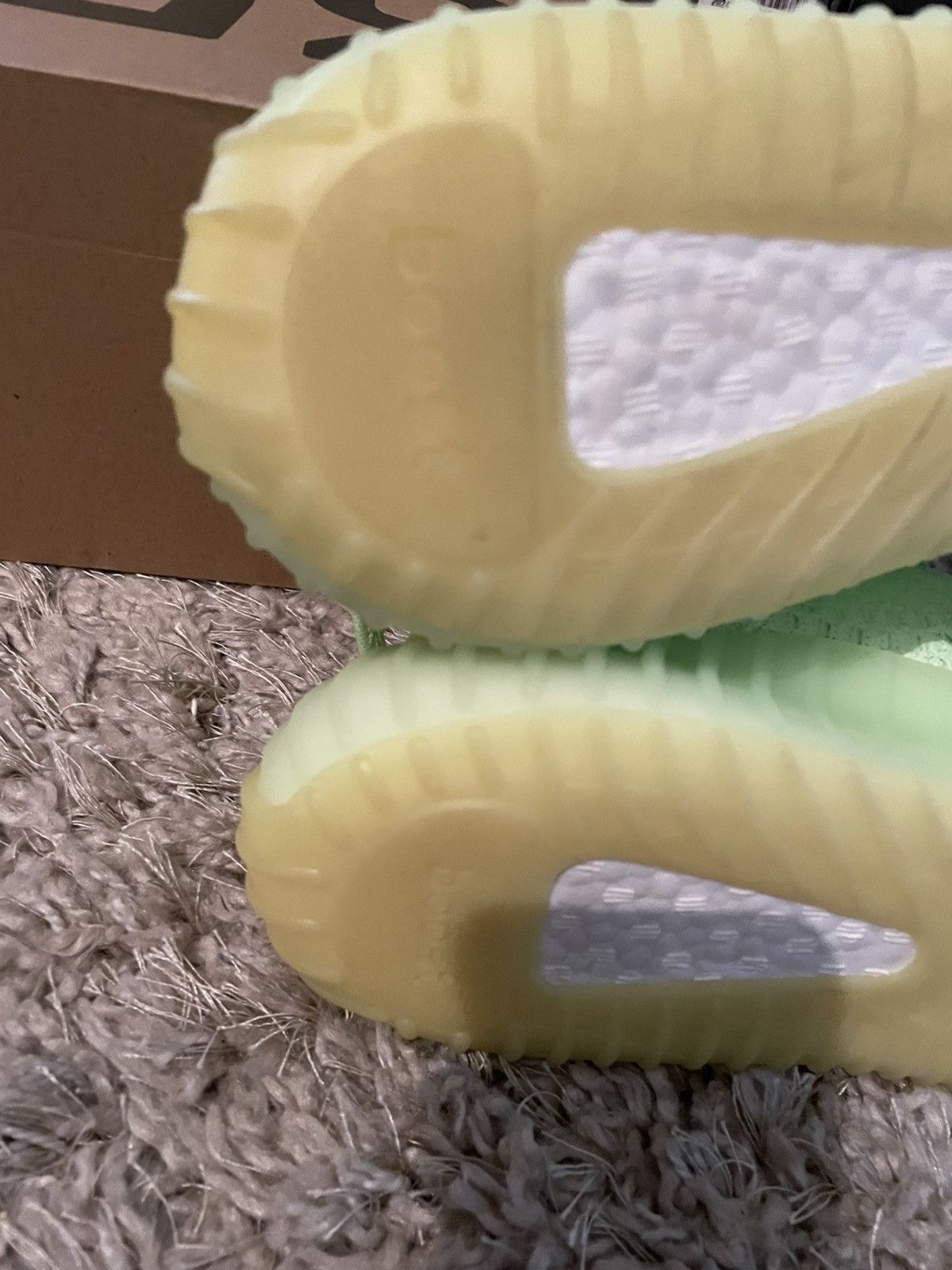 Yeezy Yeezy 350 Glow Size US 10 / EU 43 - 8 Thumbnail