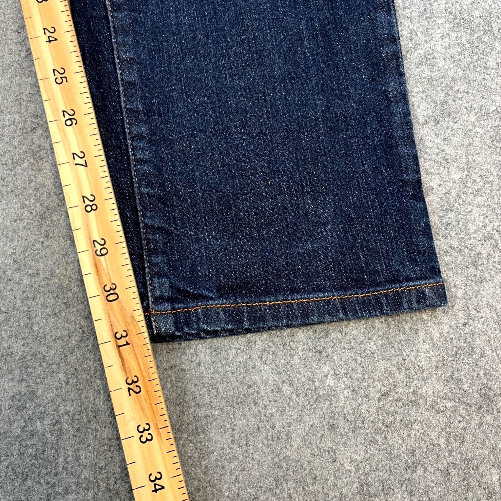 Tommy Hilfiger Tommy Hilfiger Mens Jeans Regular Straight 36 32 Dark Blue Raw Indigo Neppy Denim 5-Pocket Mens Jeans Regular Dark Blue 36 in Waist 32 in Inside Leg Size US 36 / EU 52 - 4 Thumbnail