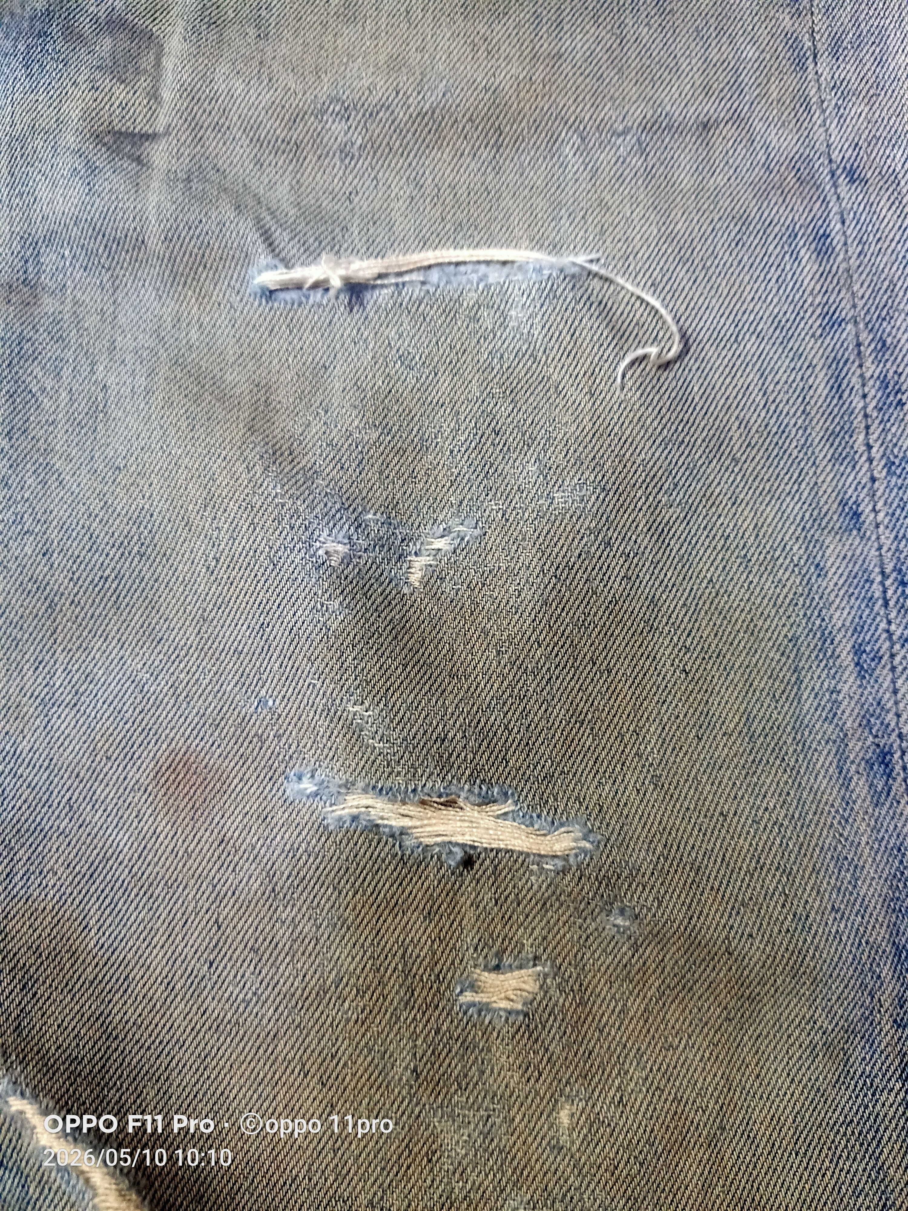 Levi's Vintage Clothing 💥Vintage 501 LVC 1983 Distressdenim Red Selvedge Denim Size US 35 - 12 Thumbnail