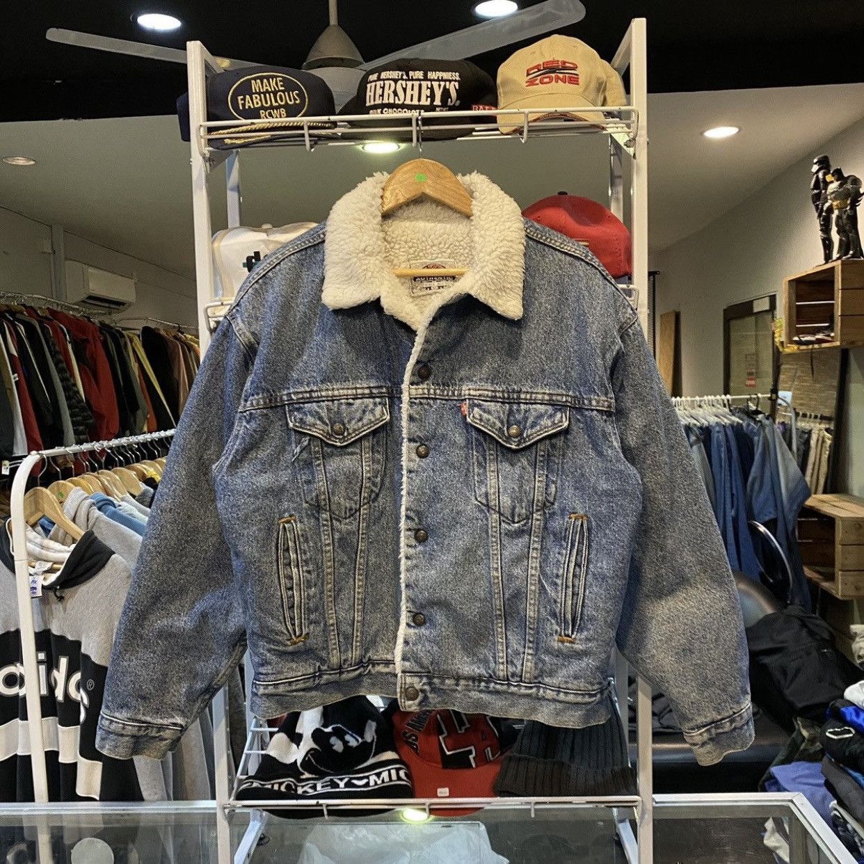 Levi's 90's Levi's Vintage blue denim sherpa jacket Made in USA Size US M / EU 48-50 / 2 - 1 Thumbnail