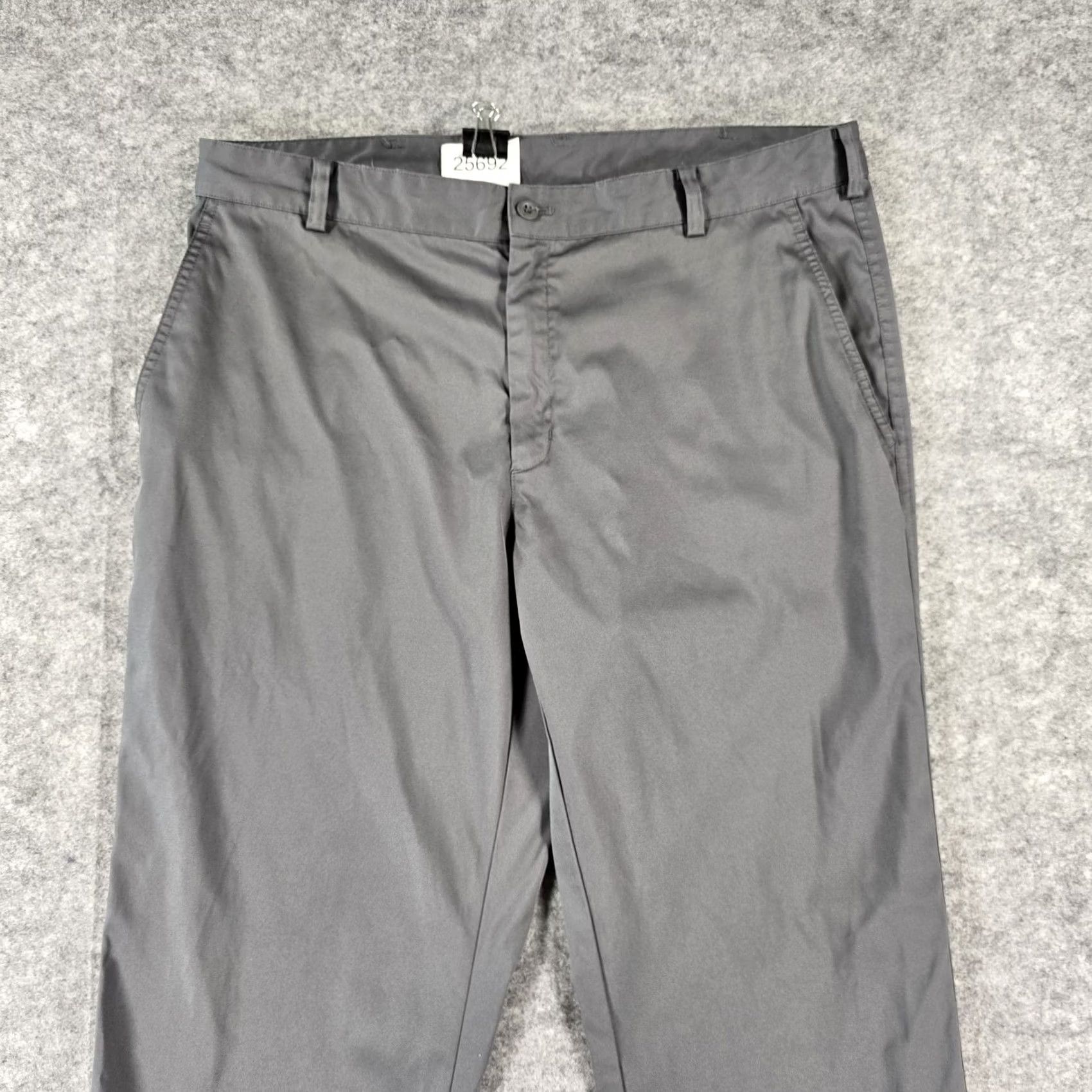 Nike Nike Golf Pants Mens 36x34 Flat Front Chino Gray Lightweight Dri-Fit Size US 36 / EU 52 - 2 Thumbnail
