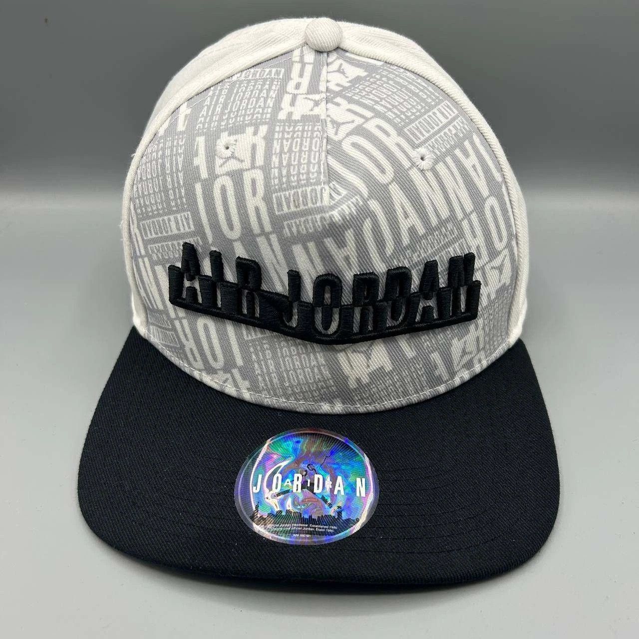Jordan Brand Air Jordan Hat Men Embroidered Logo Jumpman Snap Back Cap Size ONE SIZE - 1 Thumbnail