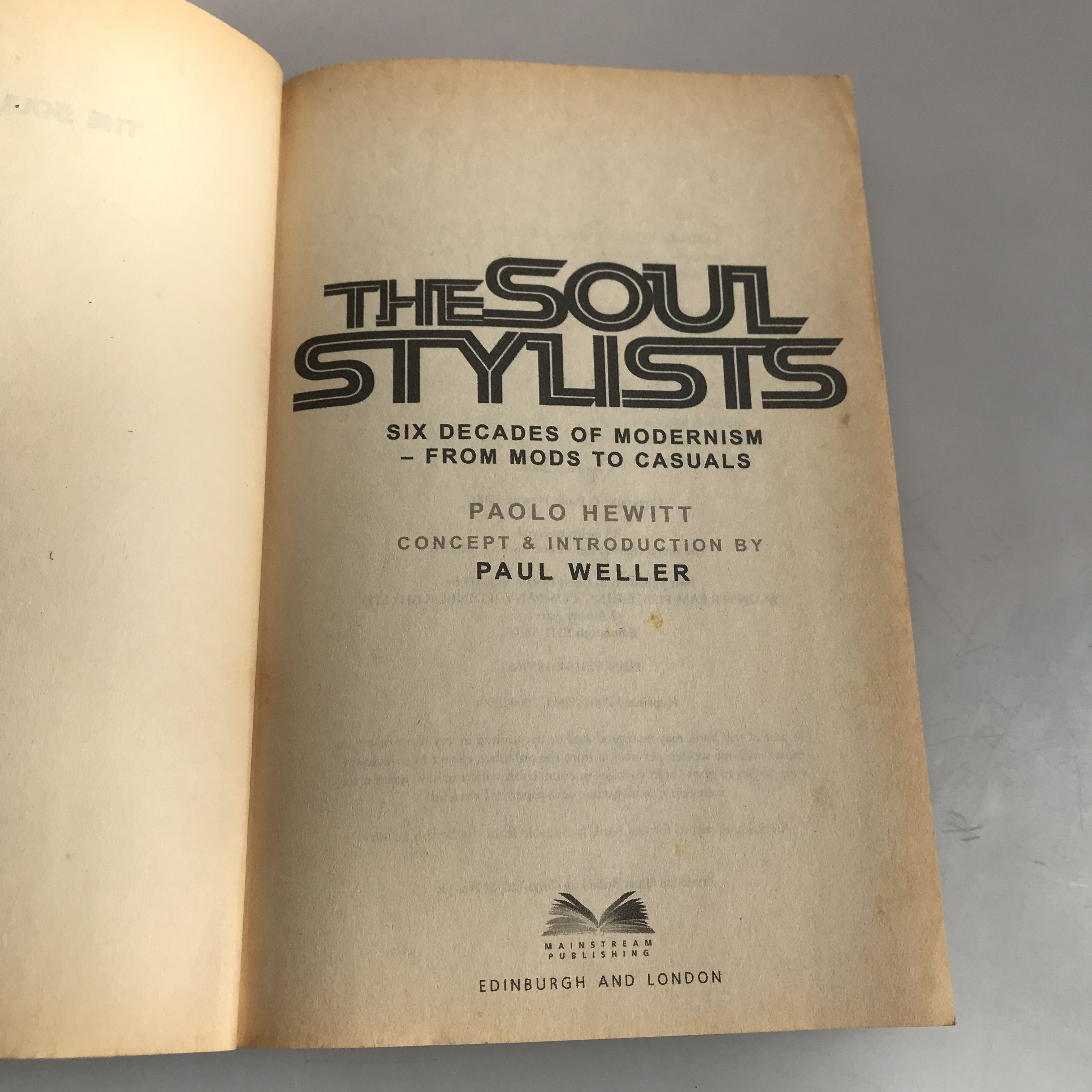 Other UK The Soul Stylists - Paolo Hewitt: Forty Years Of Modernism Size ONE SIZE - 10 Thumbnail