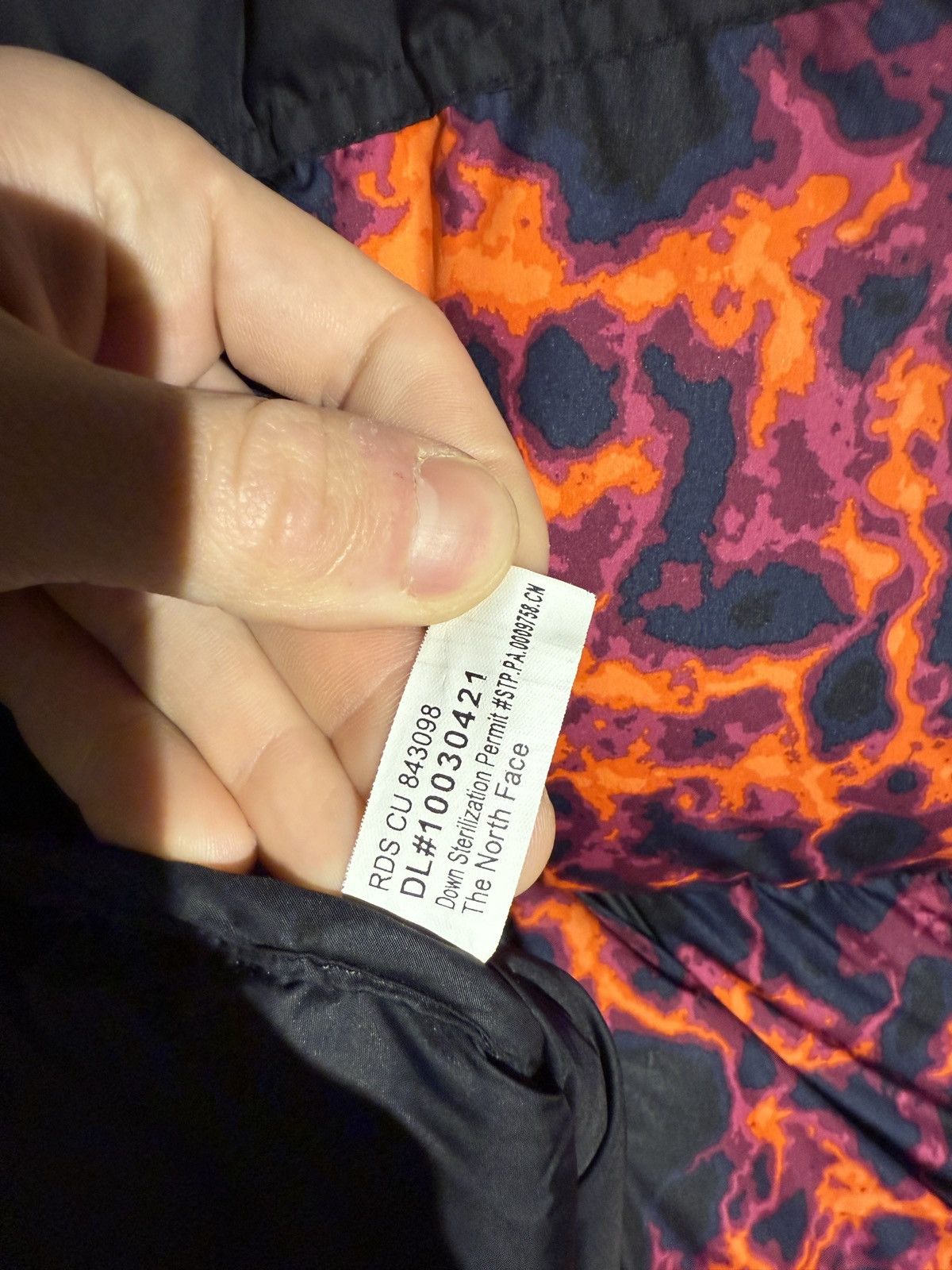 The North Face North Face 1996 Flame Print Neptuse Down Puffer Size US XL / EU 56 / 4 - 6 Thumbnail