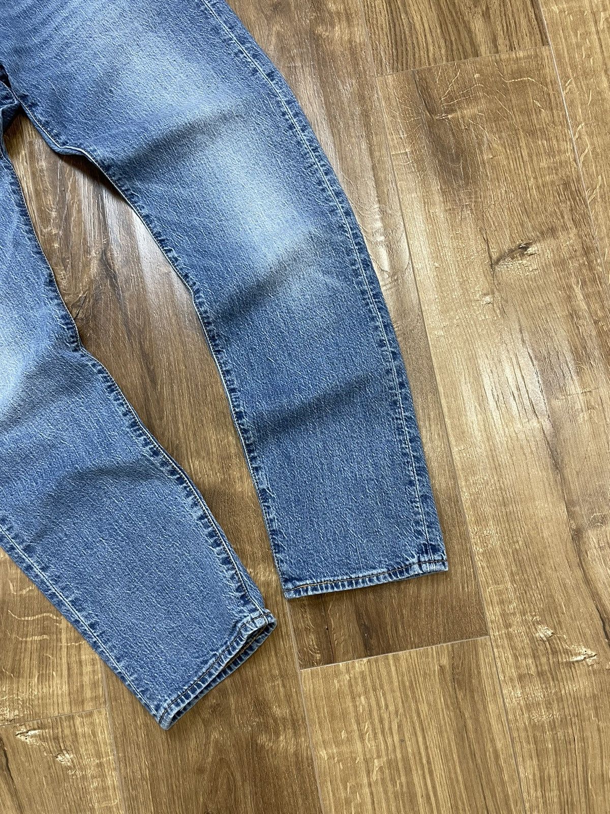 Levi's Vintage Levi’s 502 Y2K Blue Stonewashed Denim Jeans Pants Size US 32 / EU 48 - 3 Thumbnail