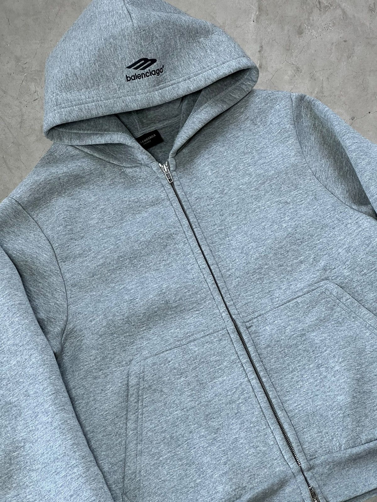 Balenciaga Balenciaga Cropped Logo Hoodie Zip-up Size US S / EU 44-46 / 1 - 3 Thumbnail