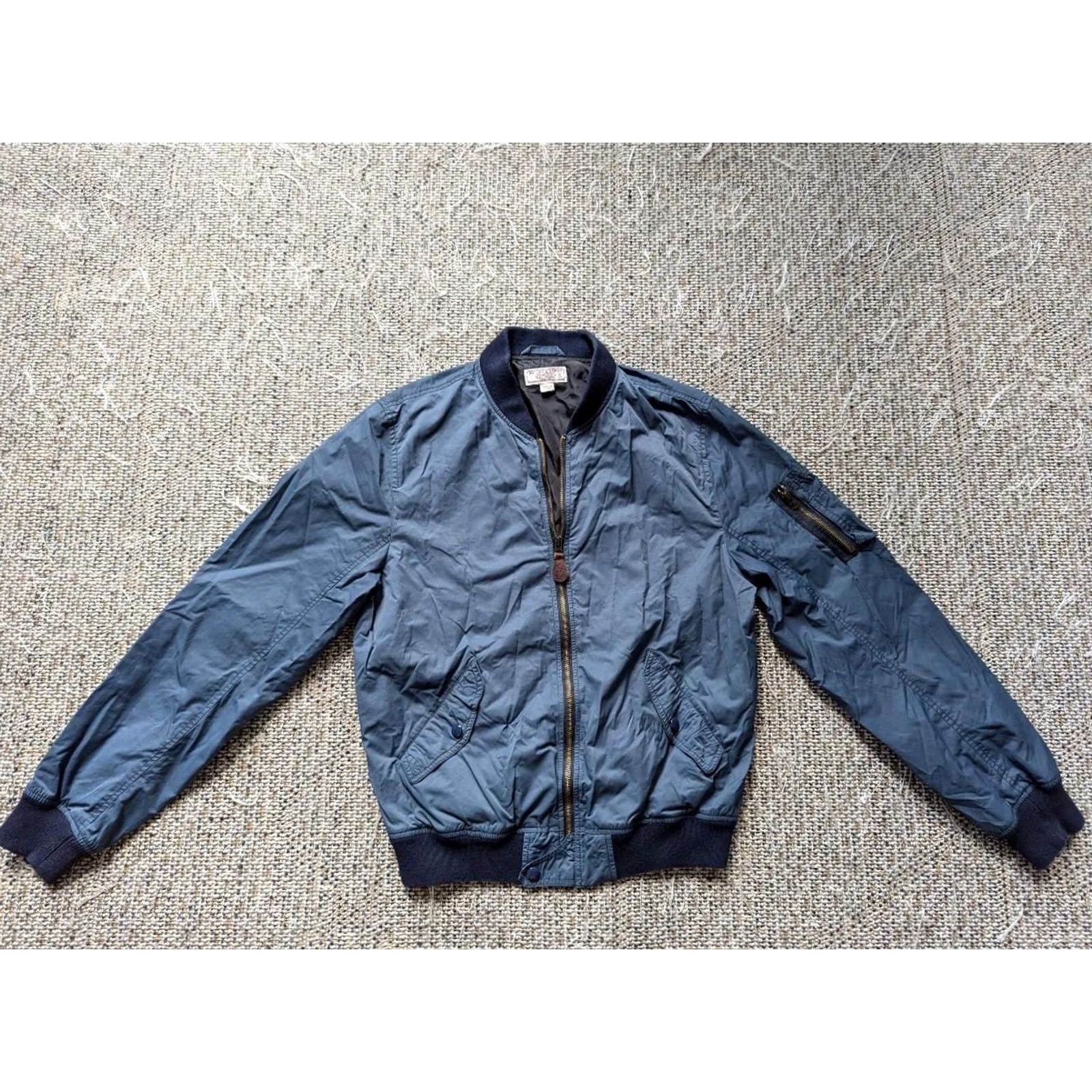 Wallace & Barnes VINTAGE Wallace & Barnes J. CREW MA-1 blue jacket S military bomber flight Men XS? Size US S / EU 44-46 / 1 - 3 Thumbnail
