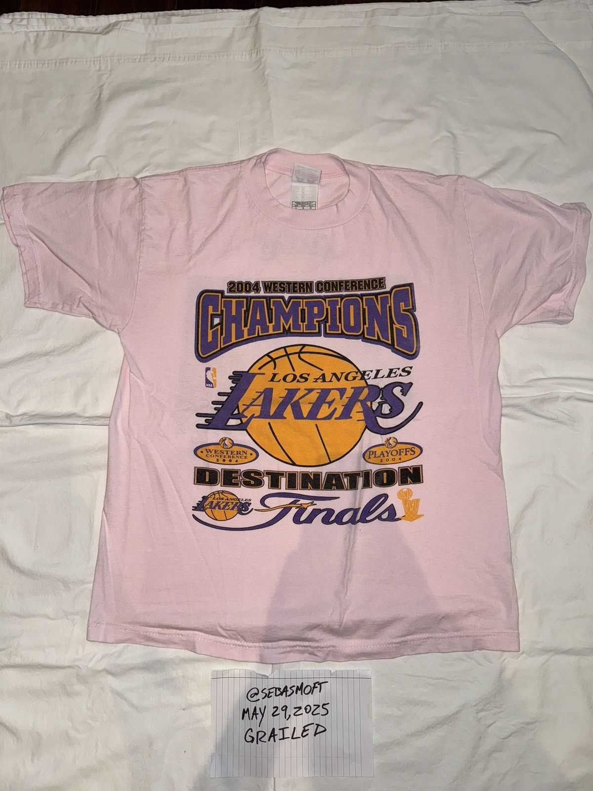 NBA × Vintage Vintage LA Lakers 2004 NBA Champions 0.4 One Lucky Shot Tee Size US L / EU 52-54 / 3 - 4 Thumbnail