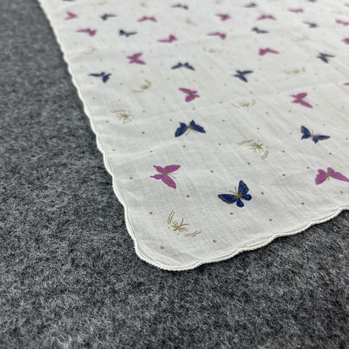 Hanae Mori × Japanese Brand Hanae Mori Bandana / Handkerchief / Neckerchief B372 Size ONE SIZE - 6 Thumbnail