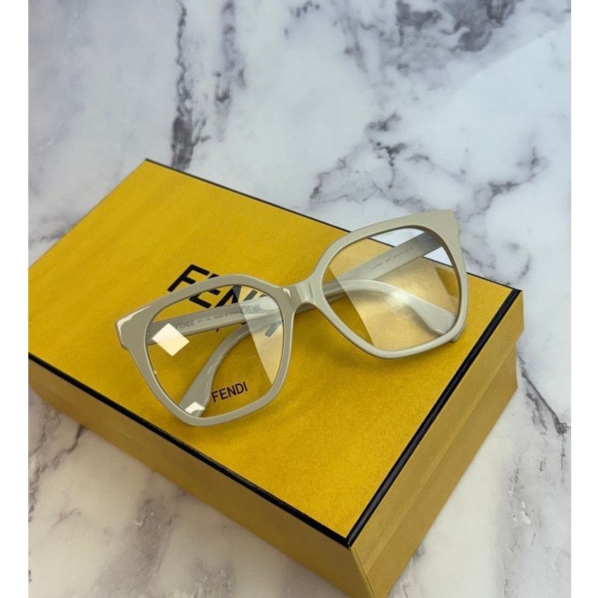 Fendi NEW Fendi FE50087I Bone White Square Eyeglasses Frames Size ONE SIZE - 1 Thumbnail