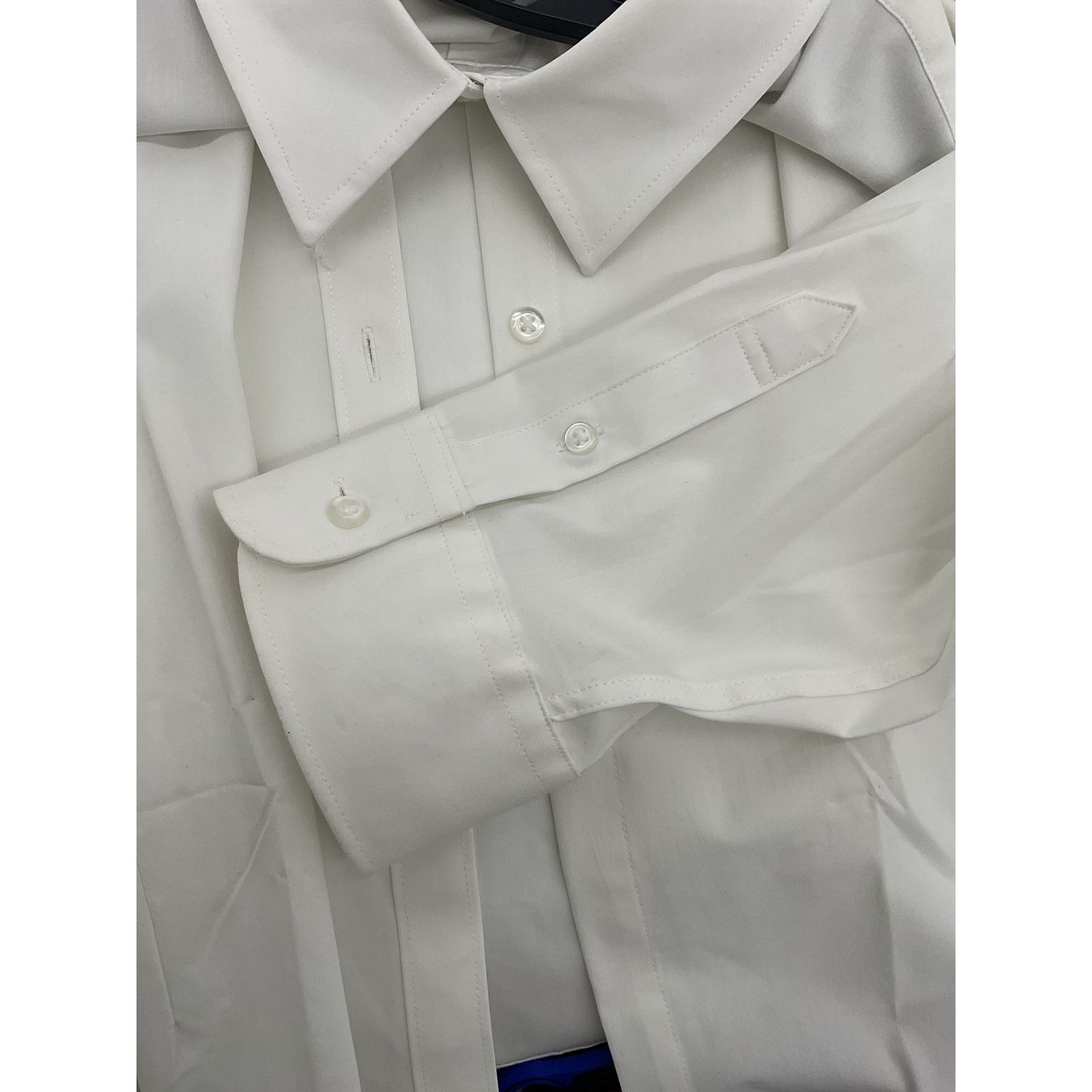 Van Heusen Van Heusen Women’s Button-up Dress Shirt - Size 20-22/2XL Size XXL / US 16-18 / IT 52-54 - 6 Thumbnail
