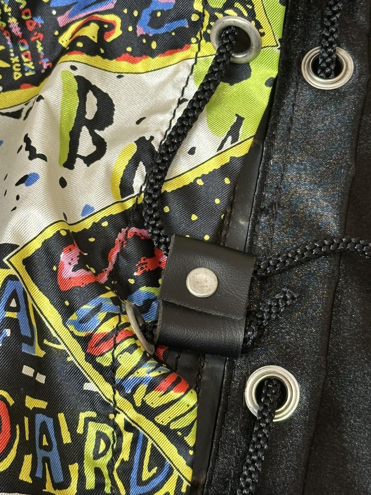 Adidas Adidas Originals x Jeremy Scott mini backpack. Size ONE SIZE - 9 Thumbnail