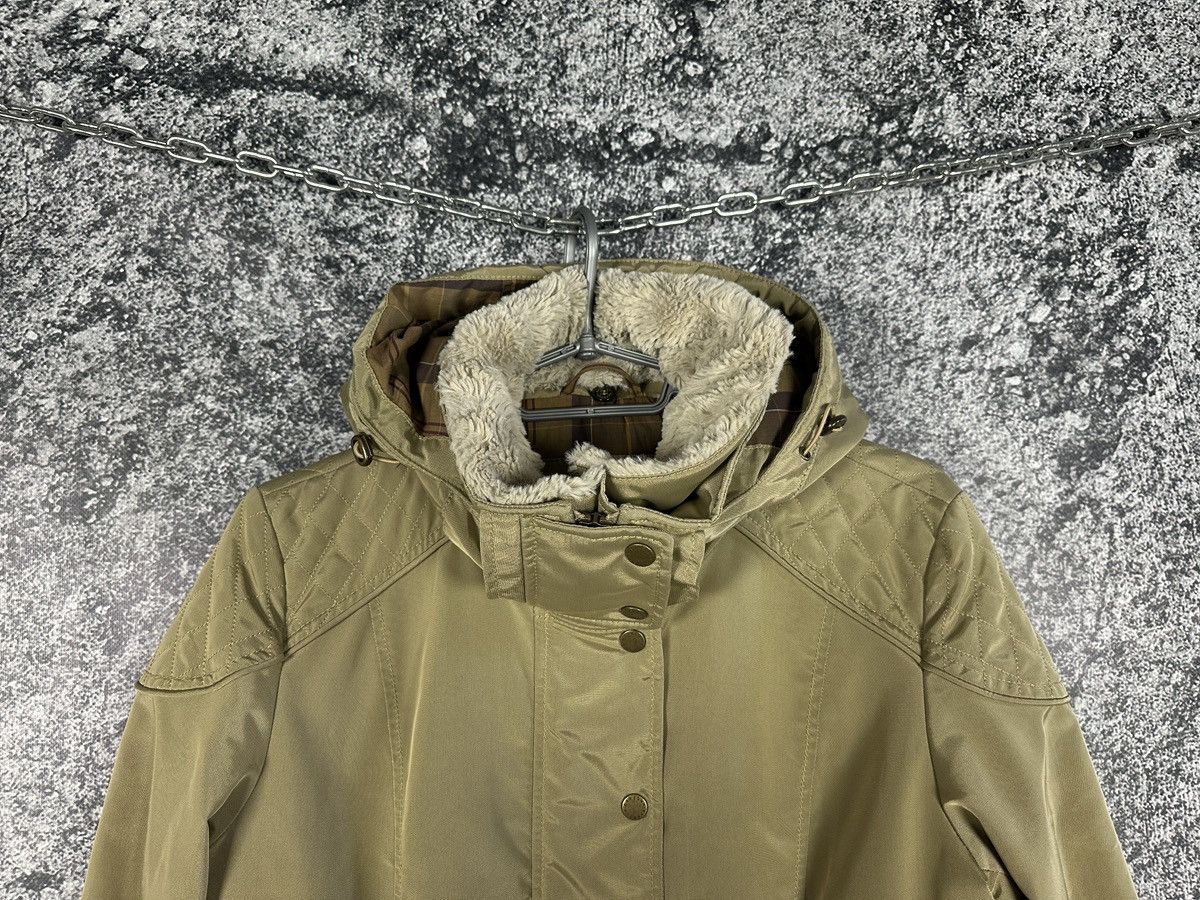 Womens Barbour Outlaw Jacket Waterproof and Breathable UK 12