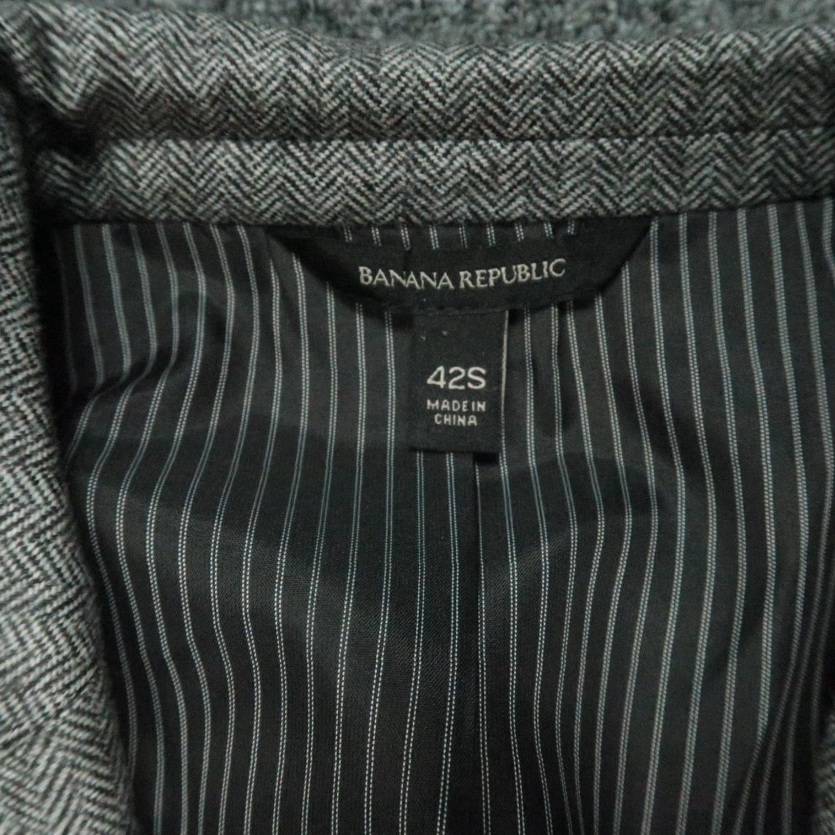 Banana Republic Banana Republic Blazer Men 42S Gray Herringbone Slim Wool Two-Button Notch Lapel Vintage No Size 42R - 3 Thumbnail