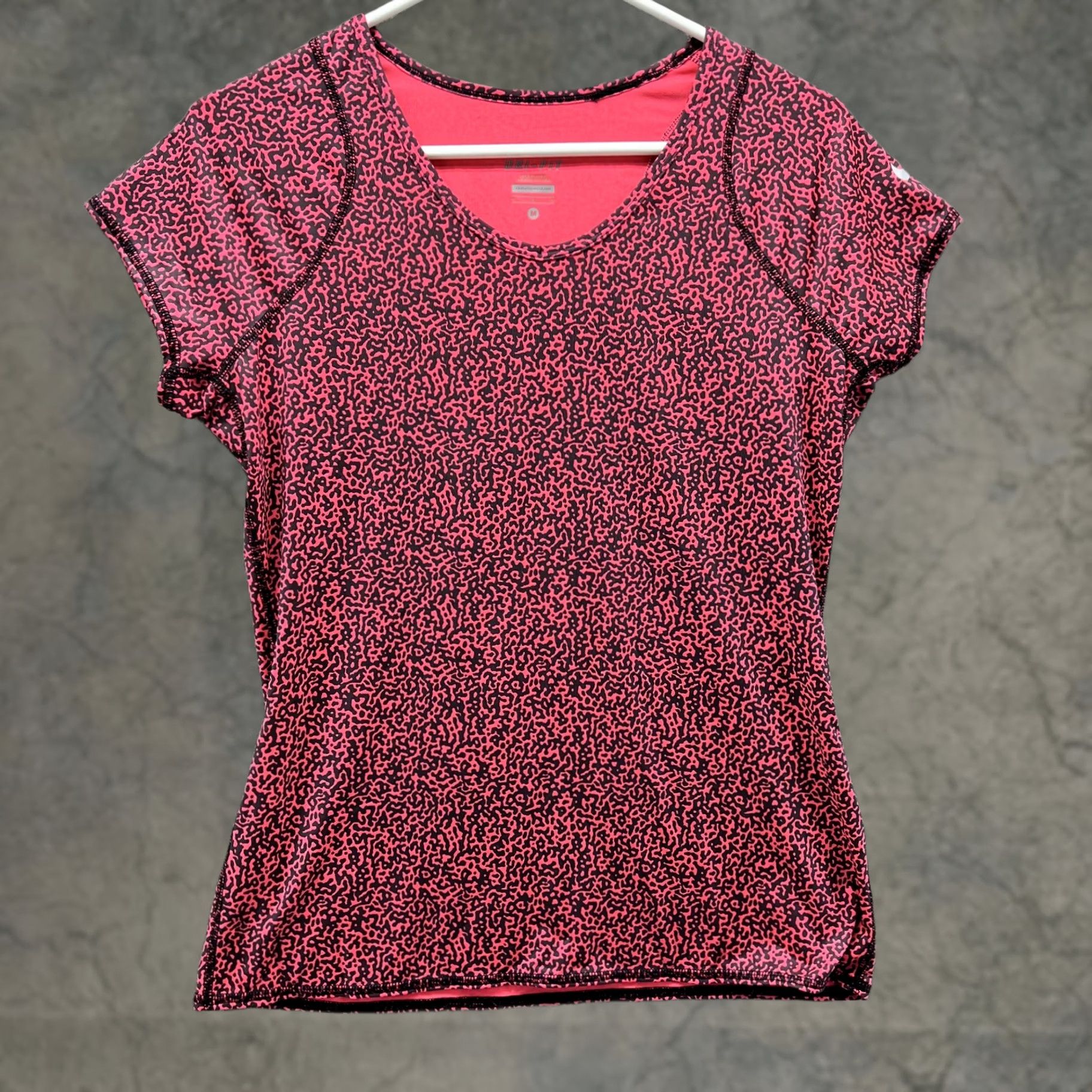 Nike Nike Shirt Women Medium Pink Athletic Dri Fit Polyester Tennis Short Sleeve Round Neck Training Size M / US 6-8 / IT 42-44 - 1 Thumbnail